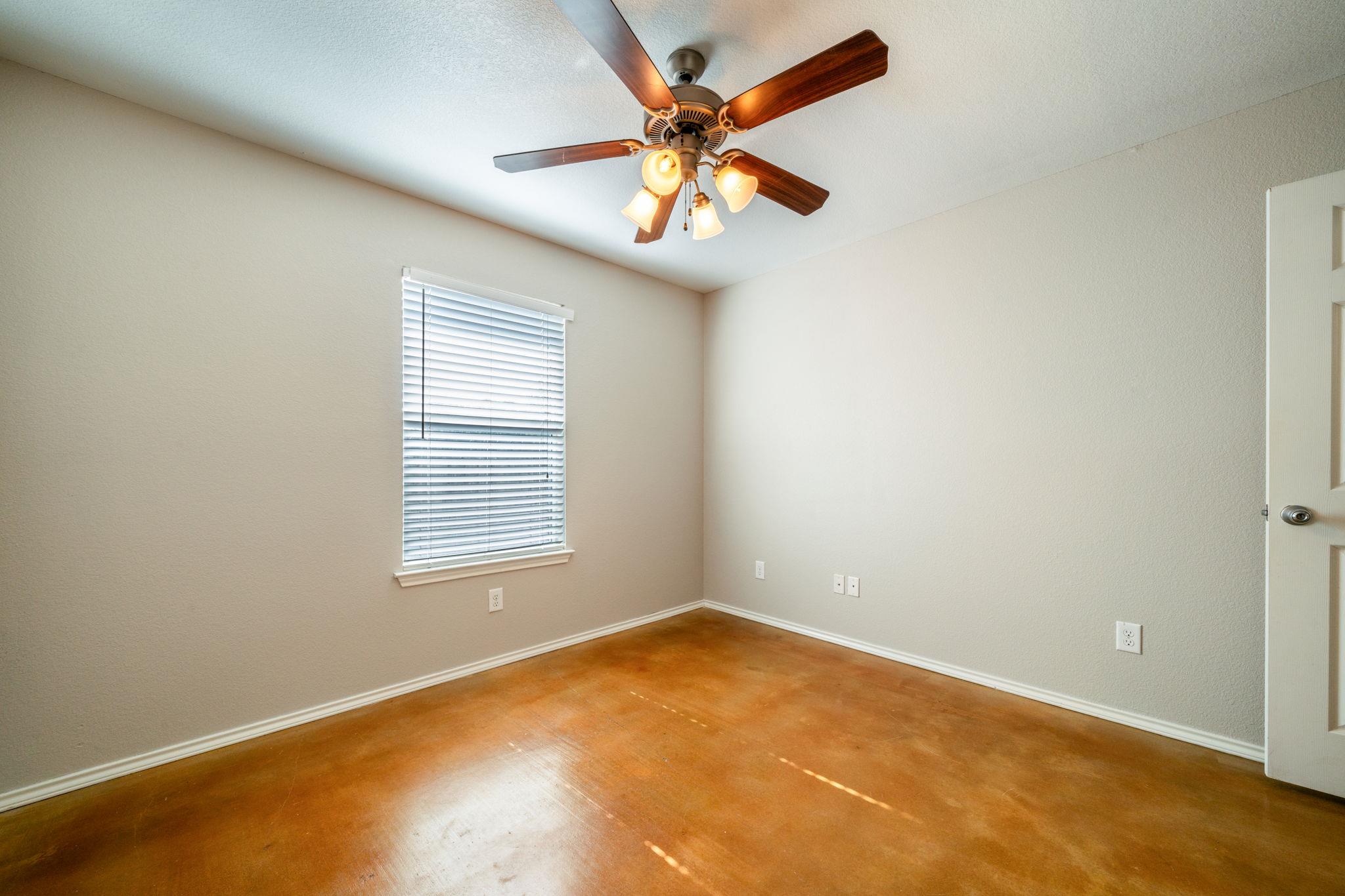 Image 21 of 27 For 1237 Jefferson Ave 407