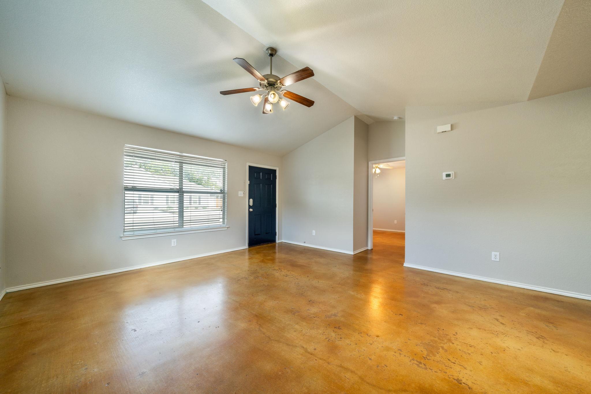 Image 4 of 27 For 1237 Jefferson Ave 407
