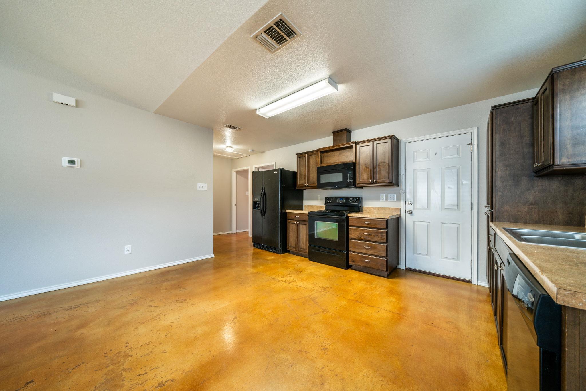 Image 7 of 27 For 1237 Jefferson Ave 407