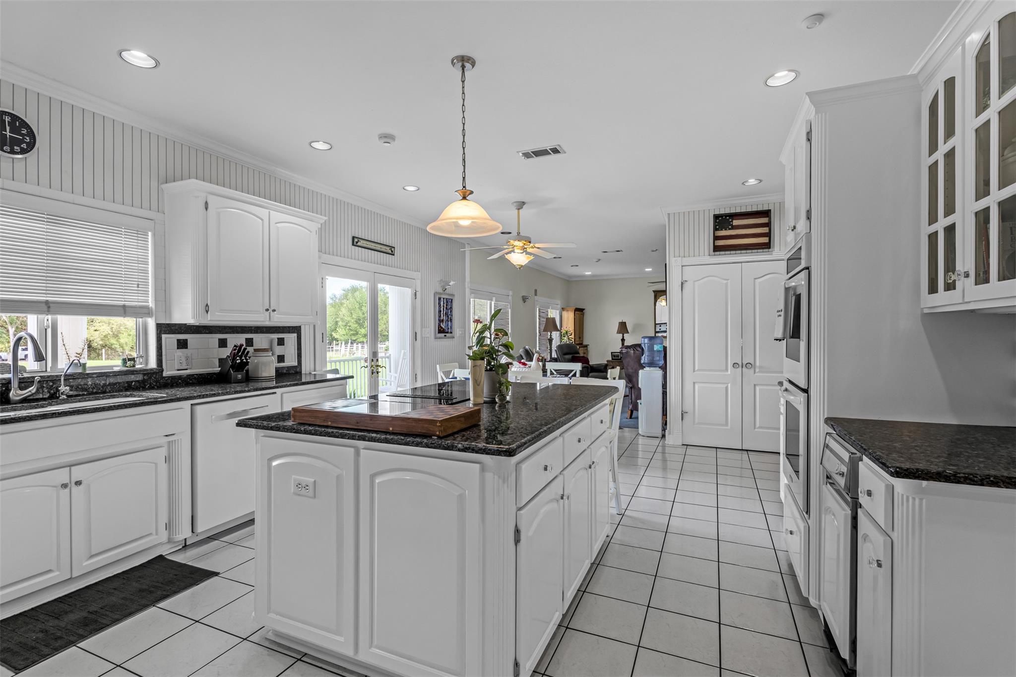 Image 15 of 39 For 10299 Paddy Hamilton Rd