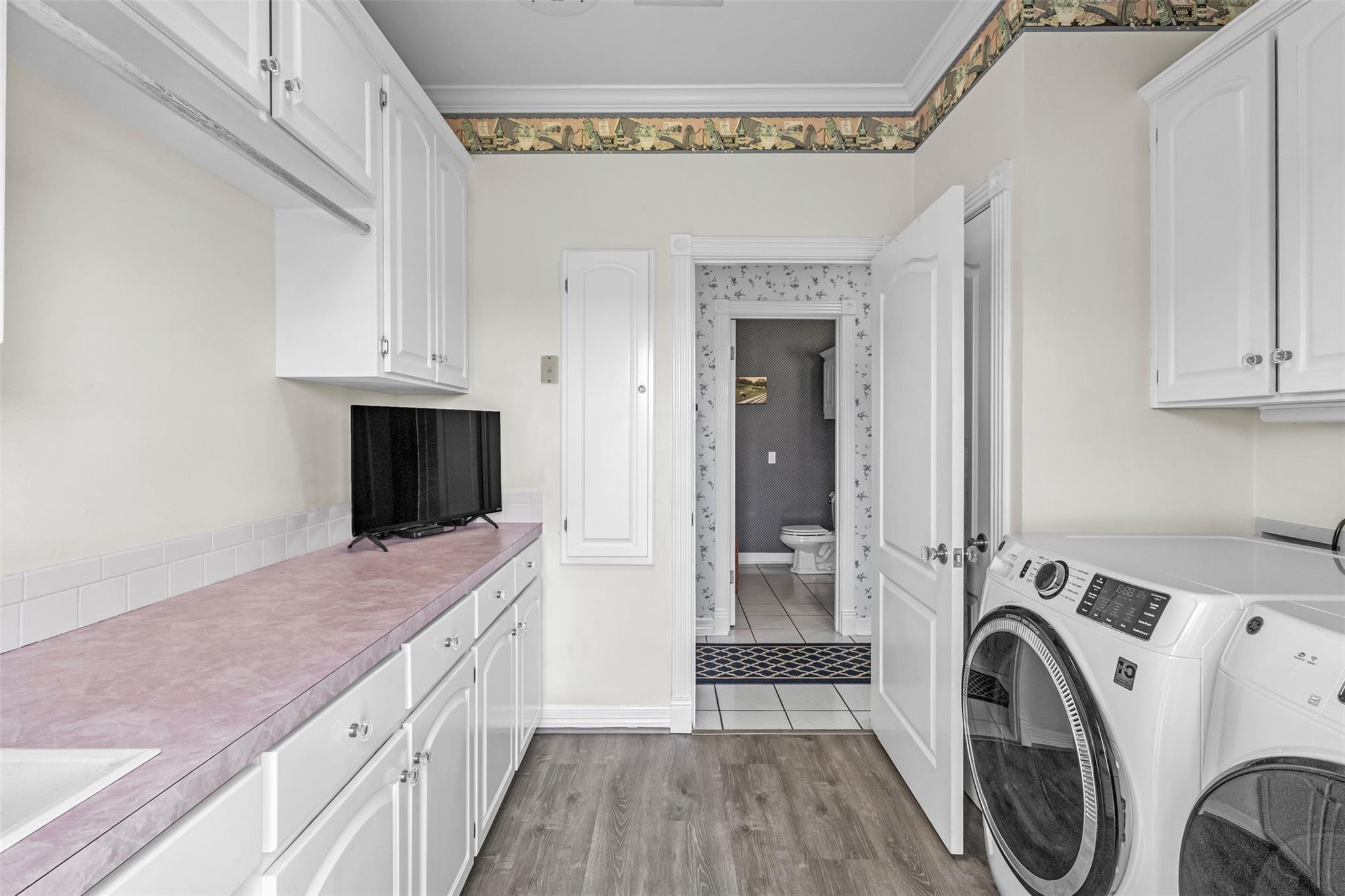 Image 26 of 39 For 10299 Paddy Hamilton Rd