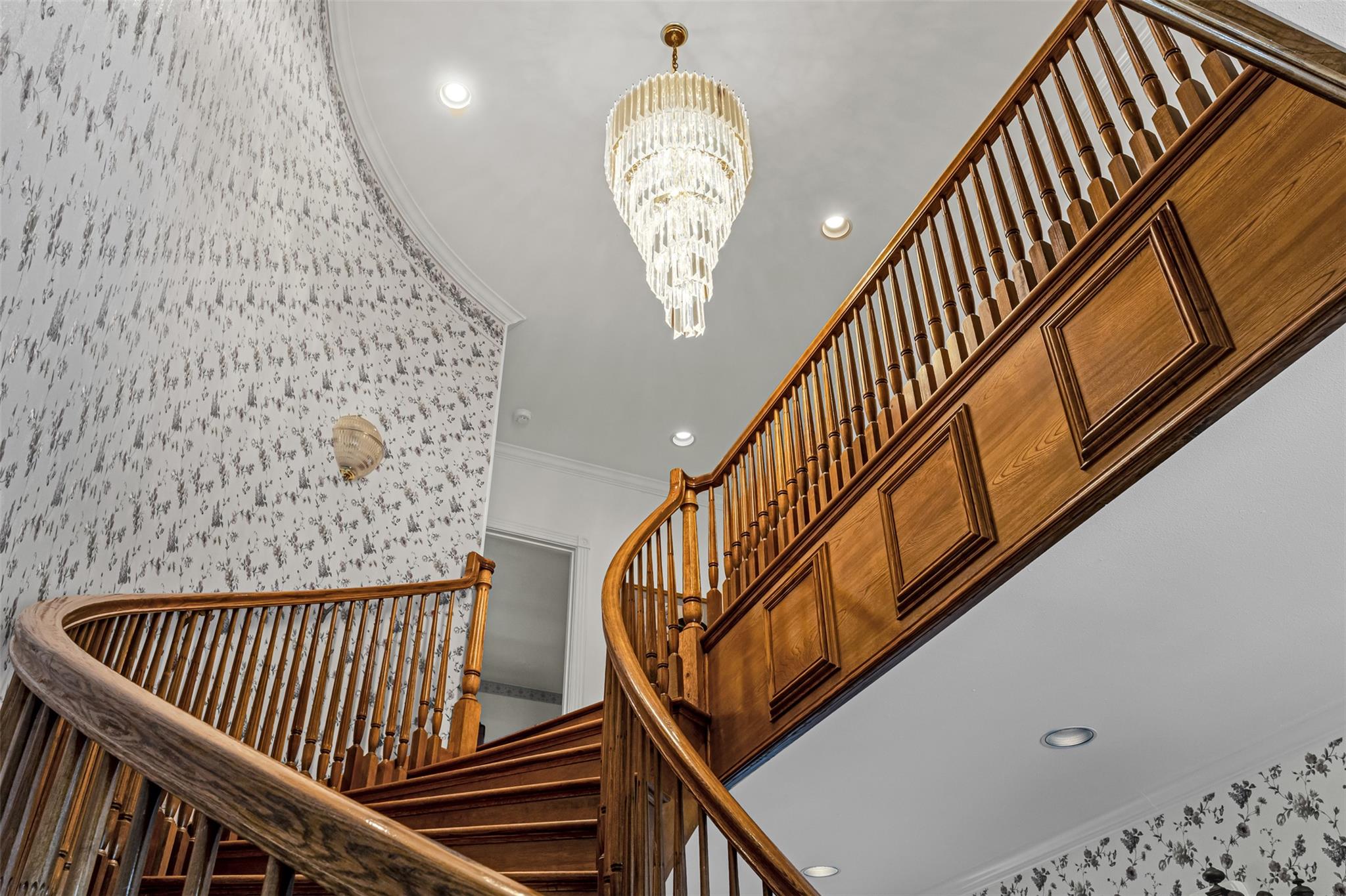 Image 28 of 39 For 10299 Paddy Hamilton Rd