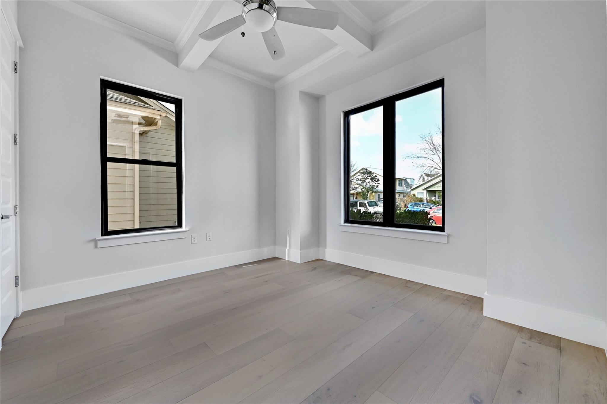 Image 15 of 25 For 1815 38th St