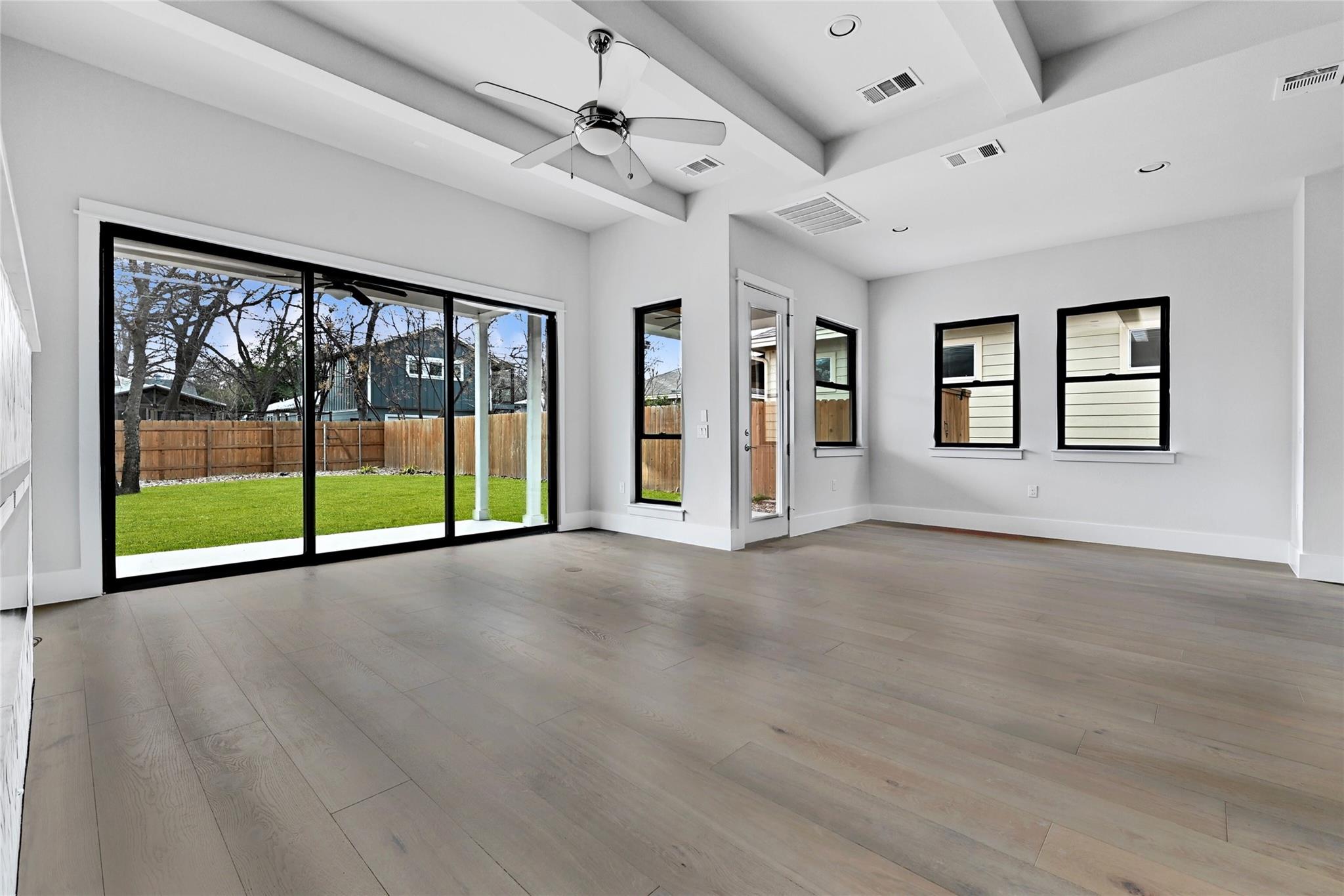 Image 5 of 25 For 1815 38th St