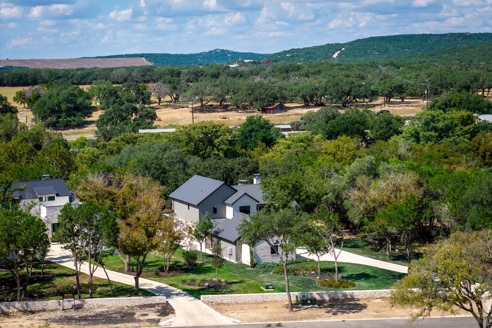 Image 35 of 37 For 232 Riverfront Dr