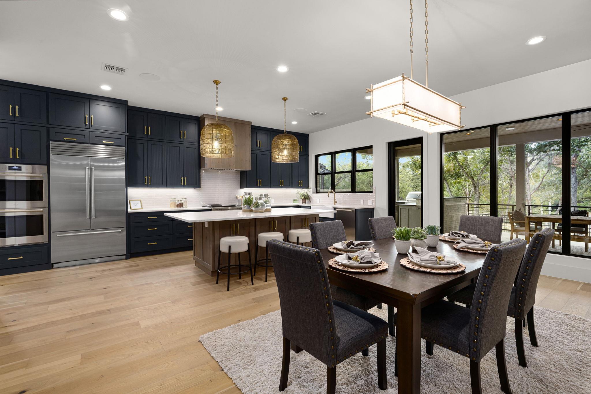 Image 5 of 37 For 232 Riverfront Dr