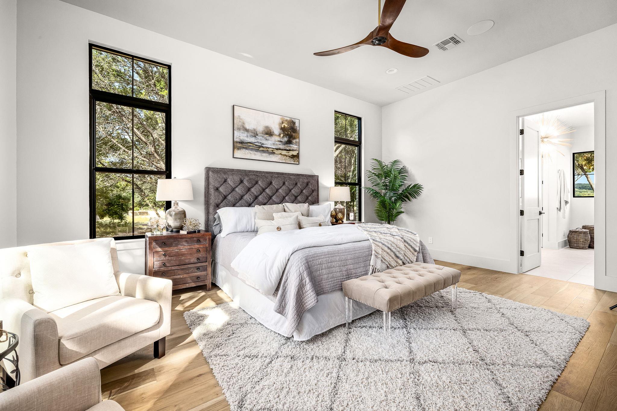 Image 8 of 37 For 232 Riverfront Dr