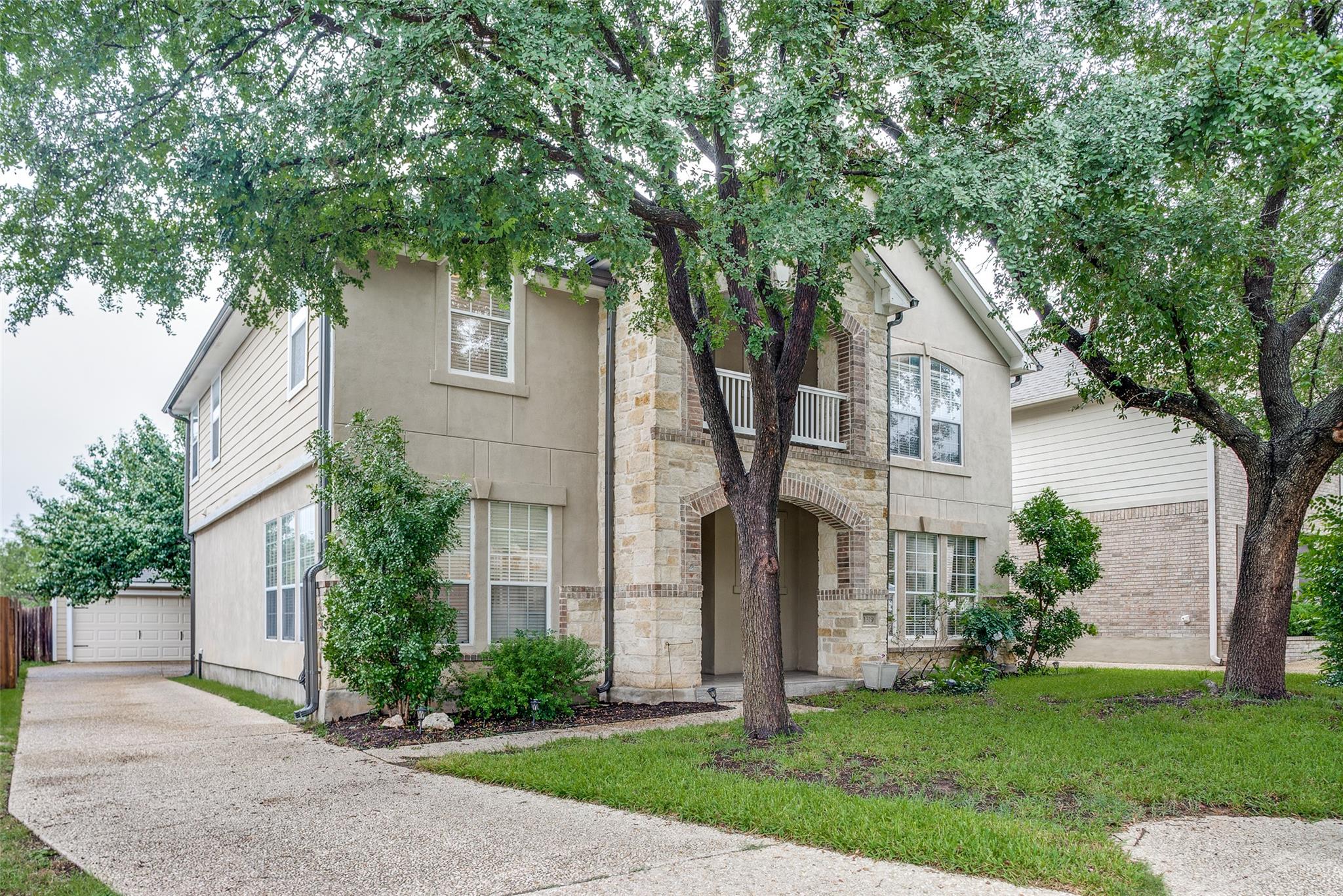 Details for 1319 Brook Blf, San Antonio, TX 78248