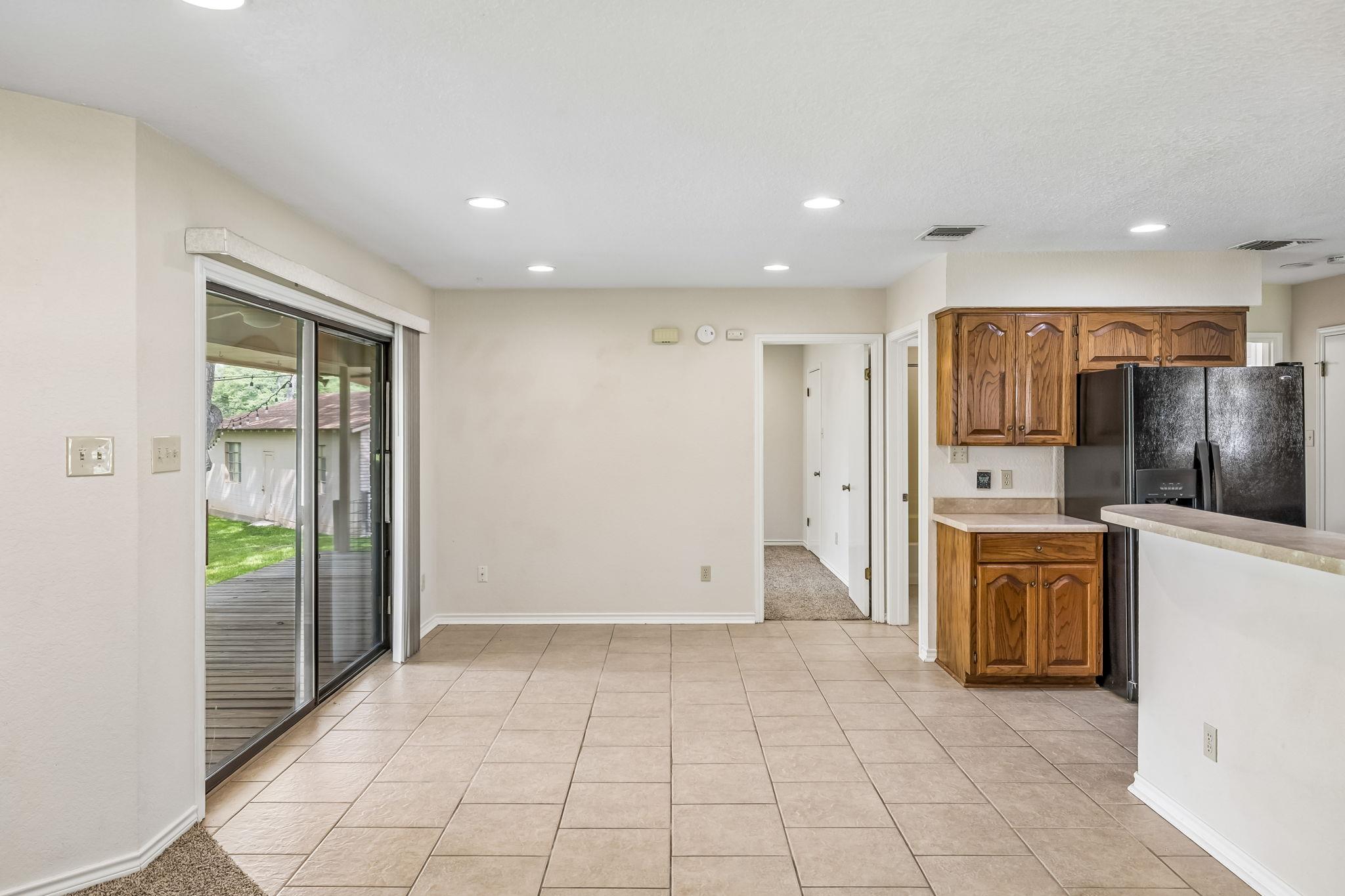 Image 12 of 28 For 900 Boenig St