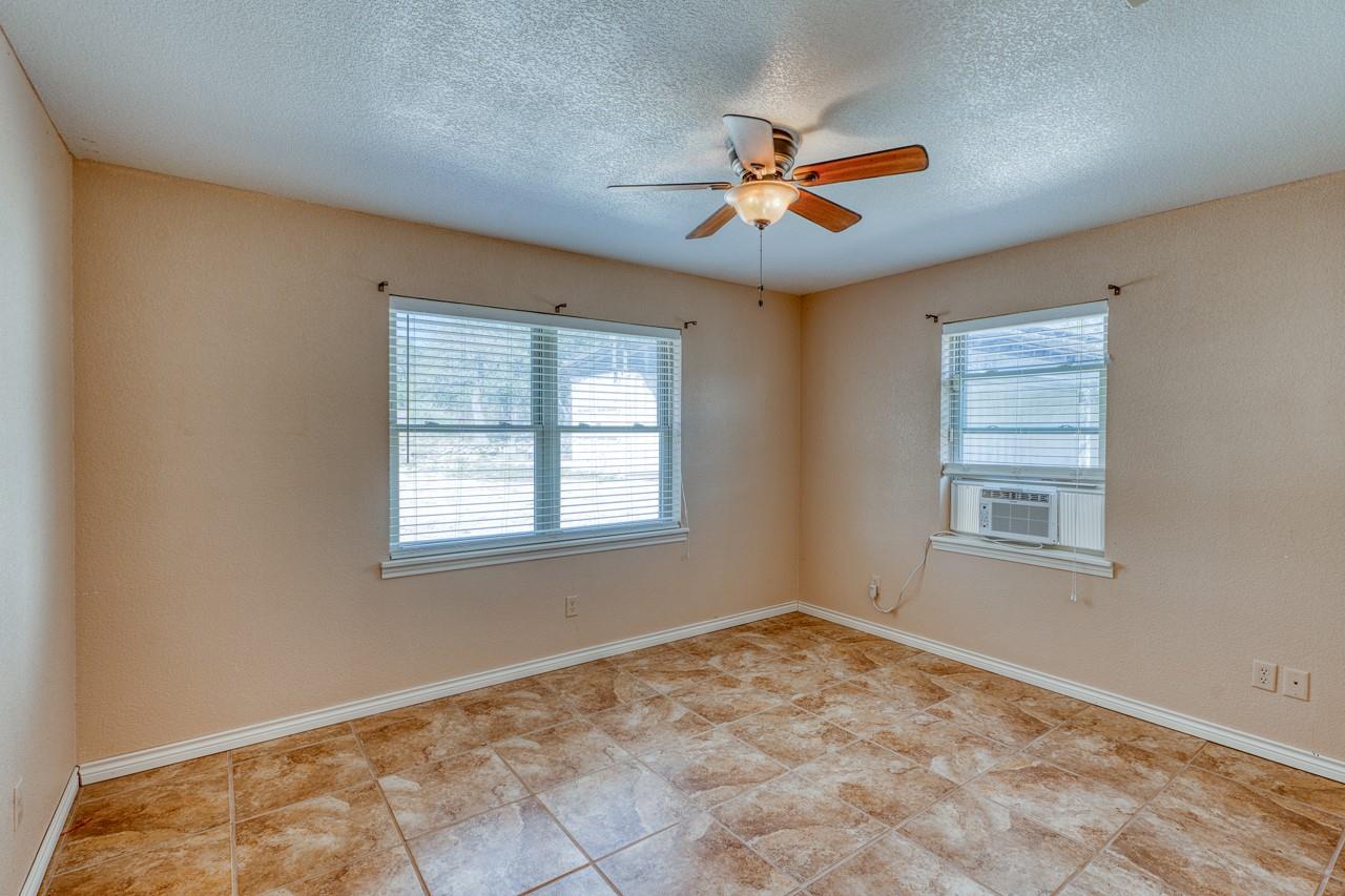 Image 13 of 40 For 1129 Lonesome Loop