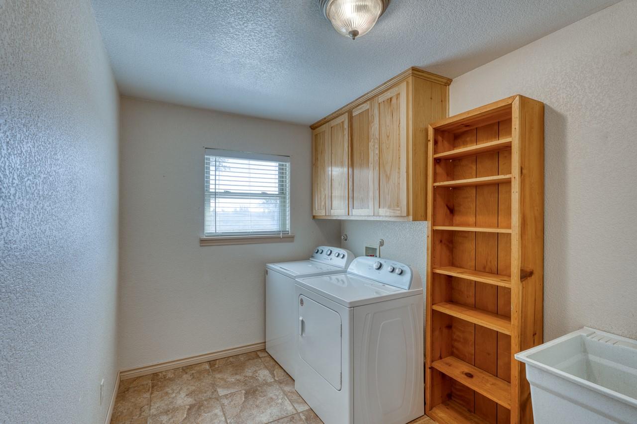 Image 16 of 40 For 1129 Lonesome Loop