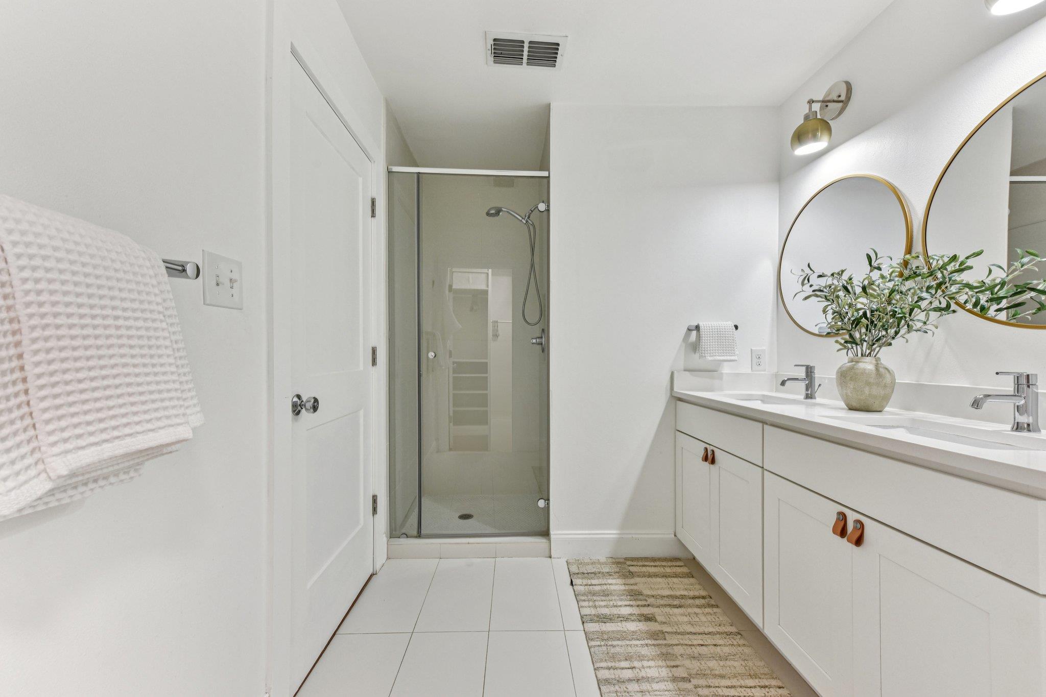 Image 16 of 40 For 1101 Manlove St