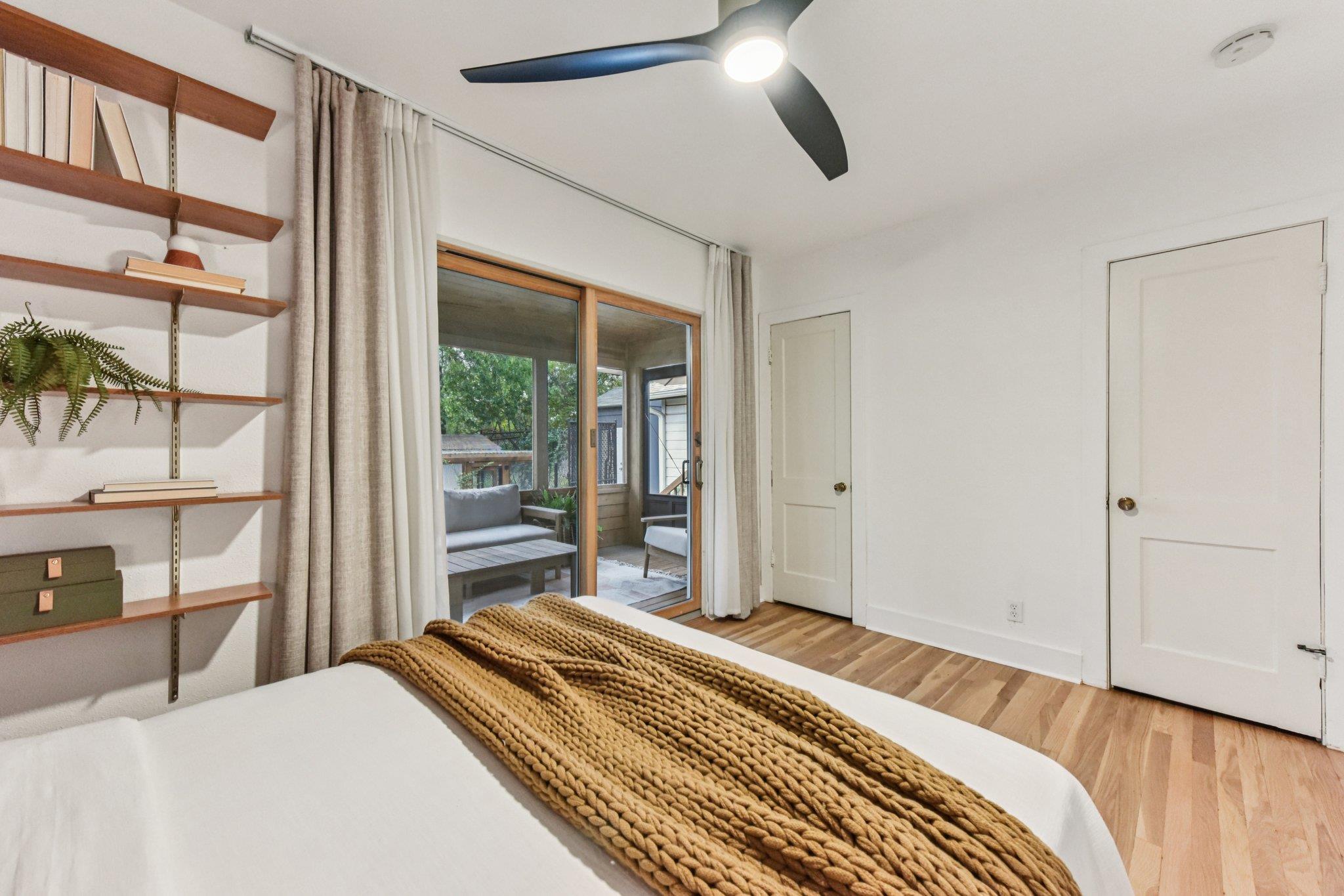 Image 23 of 40 For 1101 Manlove St