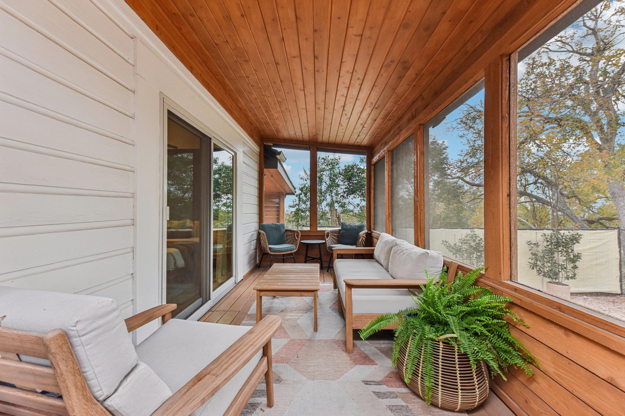 Image 24 of 40 For 1101 Manlove St