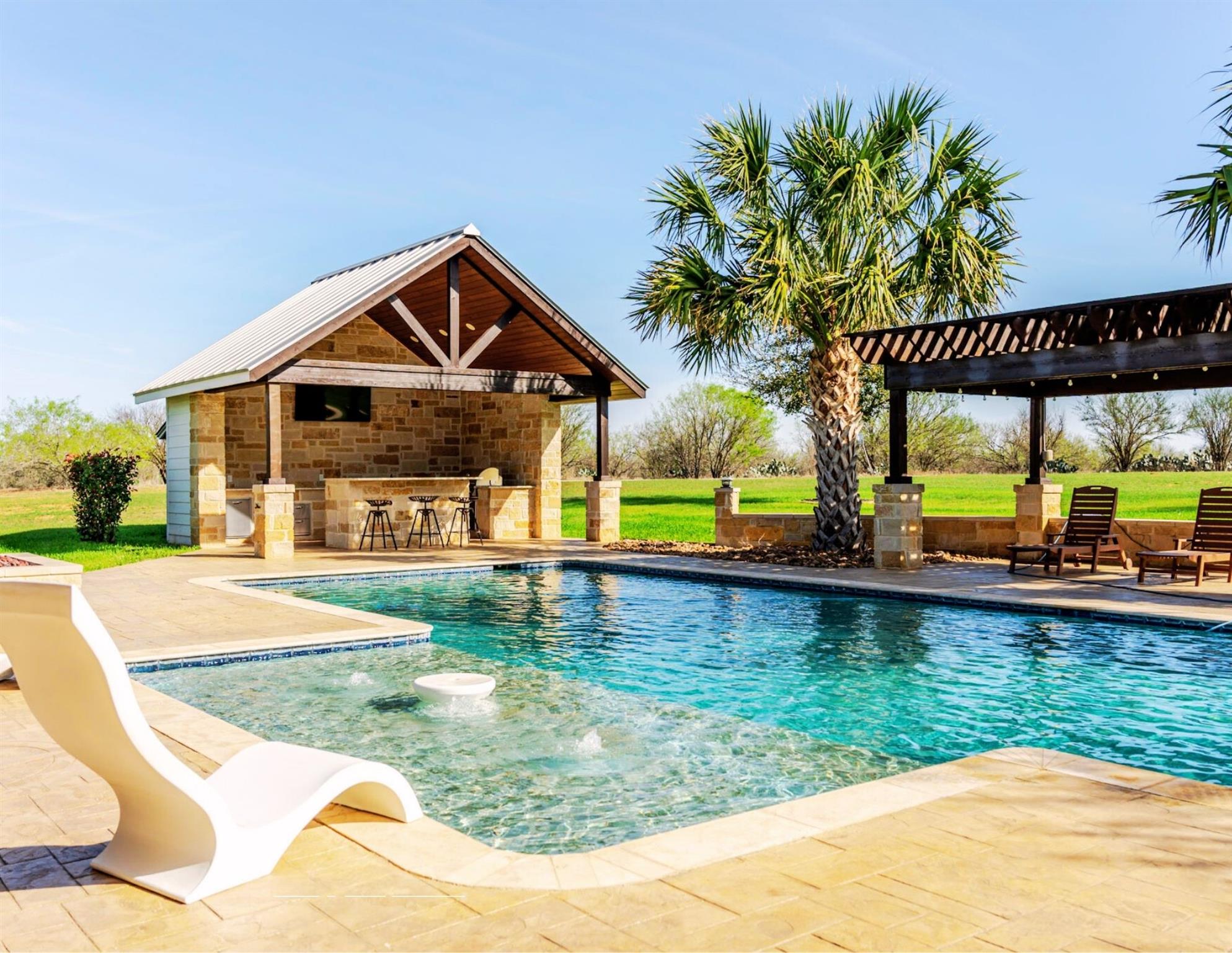 Image 29 of 40 For 1980 County Road 361