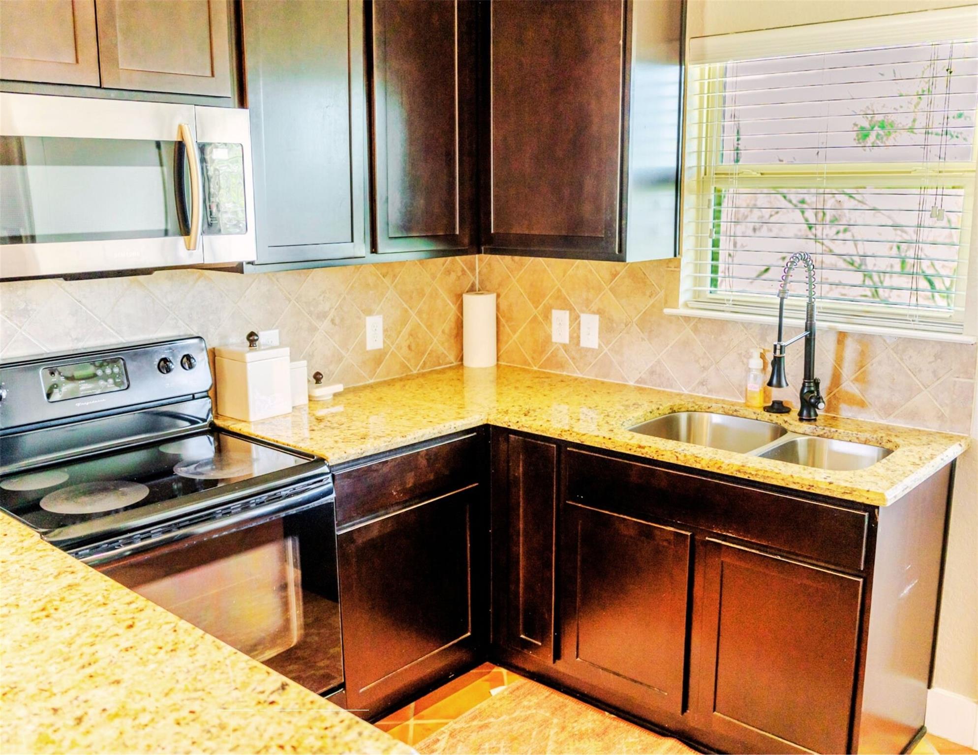 Image 38 of 40 For 1980 County Road 361