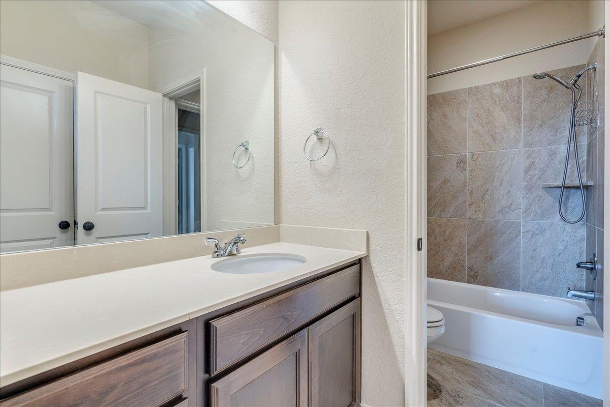 Image 31 of 39 For 2933 Countryside Path