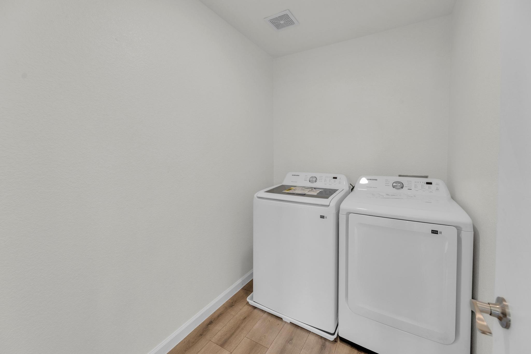 Image 27 of 39 For 222 Herrera Trl