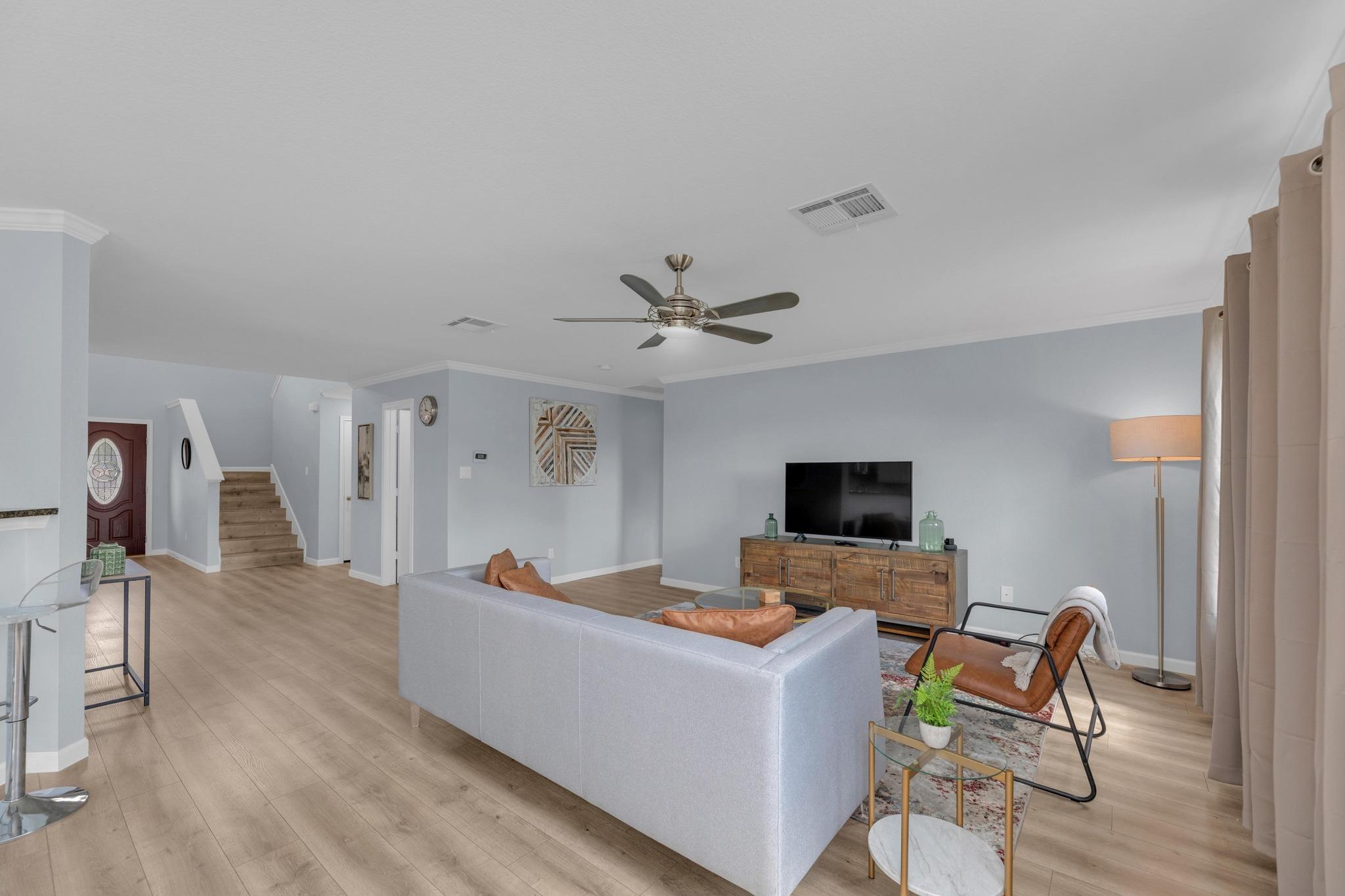 Image 5 of 39 For 222 Herrera Trl