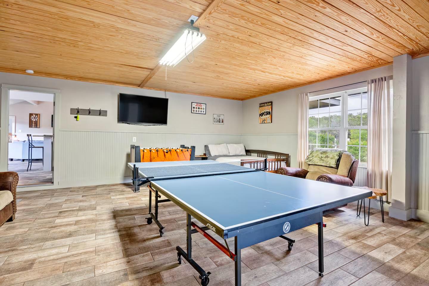 Image 10 of 18 For 801 John Knox Rd