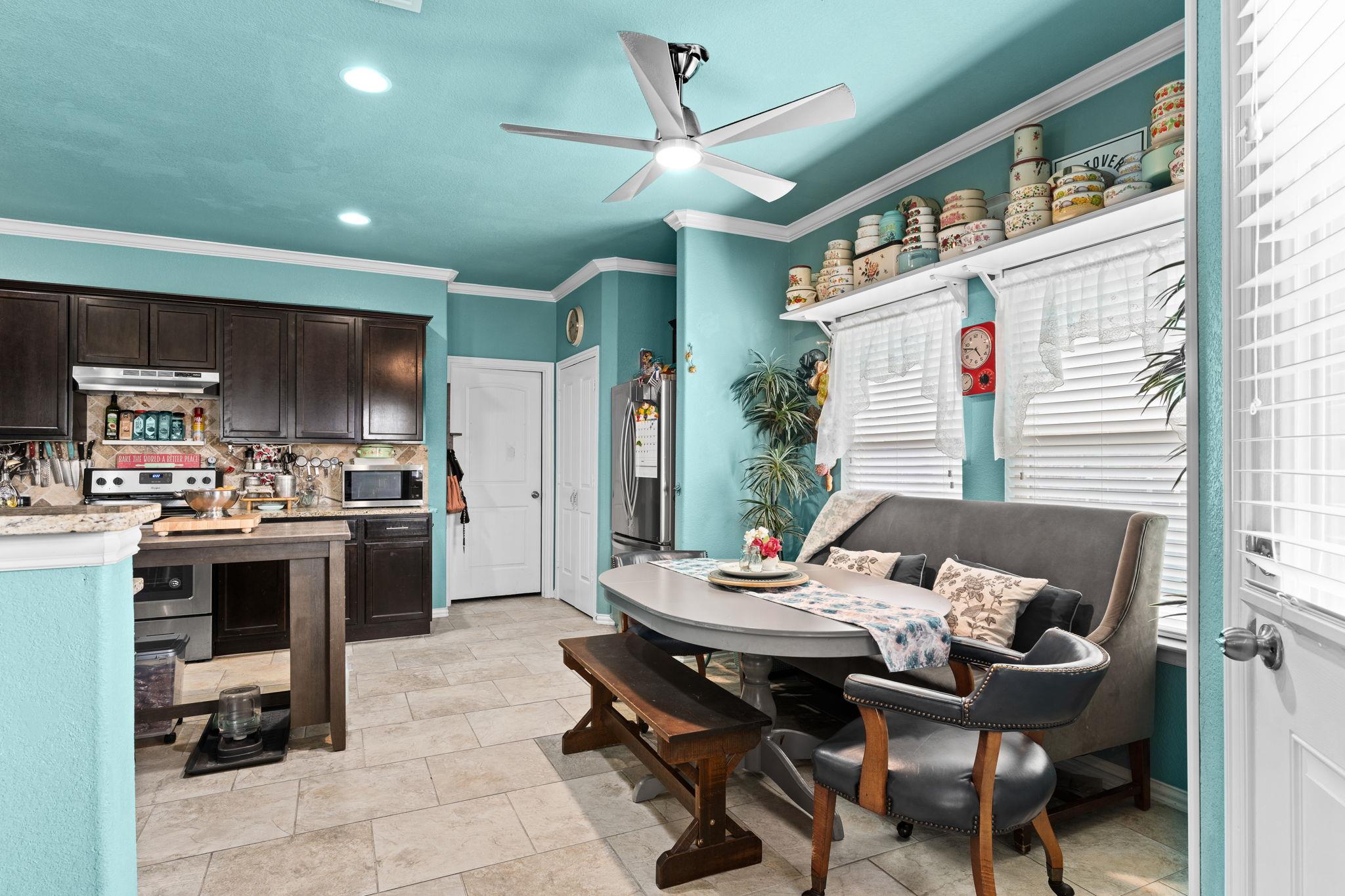 Image 5 of 29 For 3700 Joyce Ln