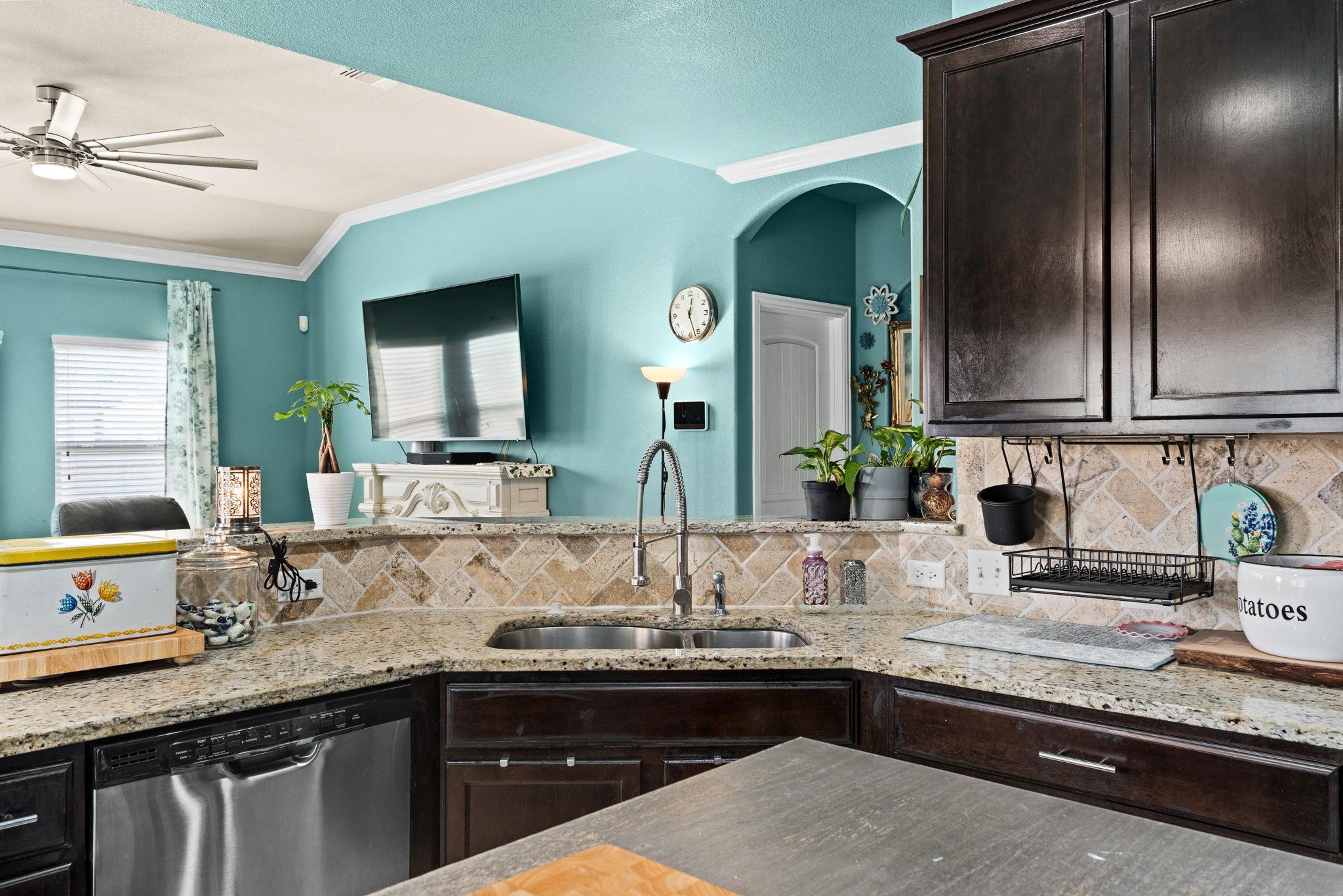 Image 6 of 29 For 3700 Joyce Ln