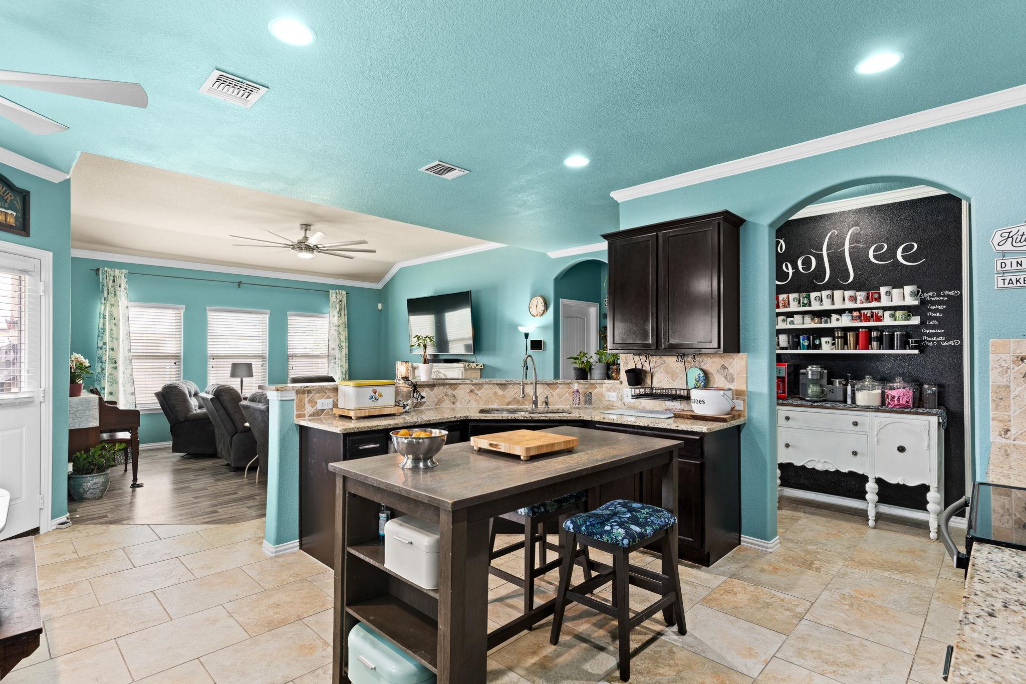 Image 7 of 29 For 3700 Joyce Ln