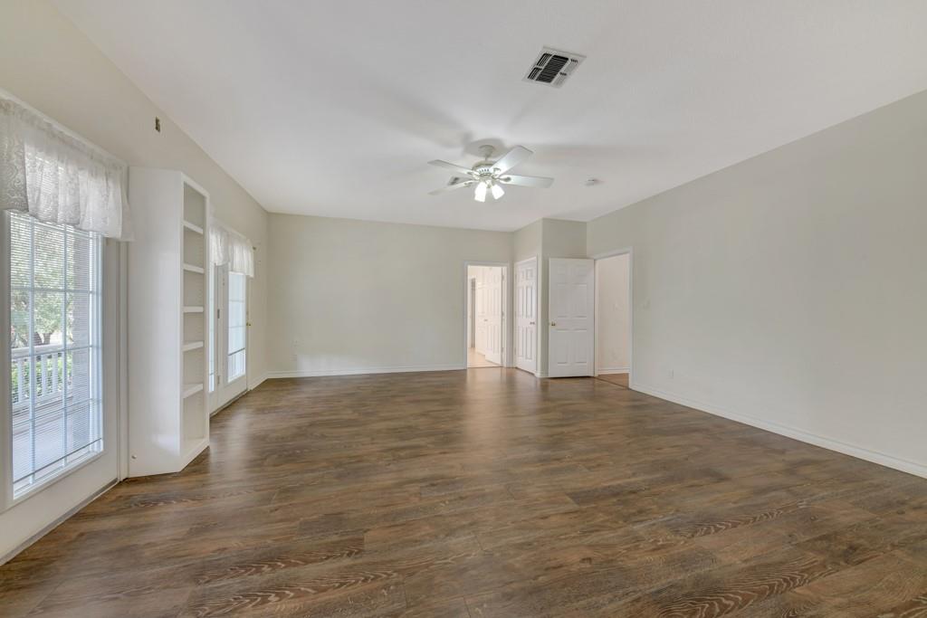 Image 14 of 40 For 639 Bluff Ridge Ct