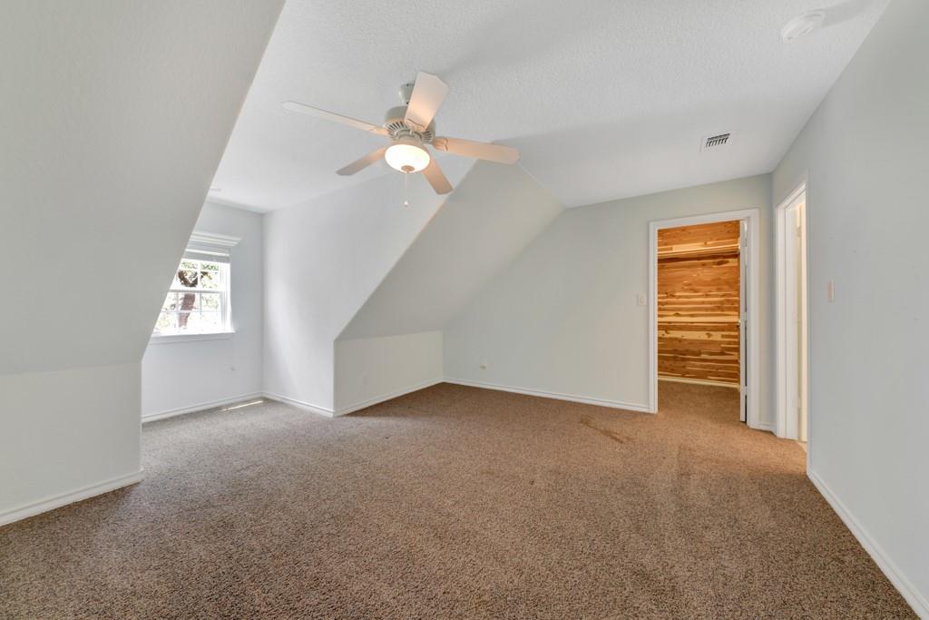 Image 24 of 40 For 639 Bluff Ridge Ct