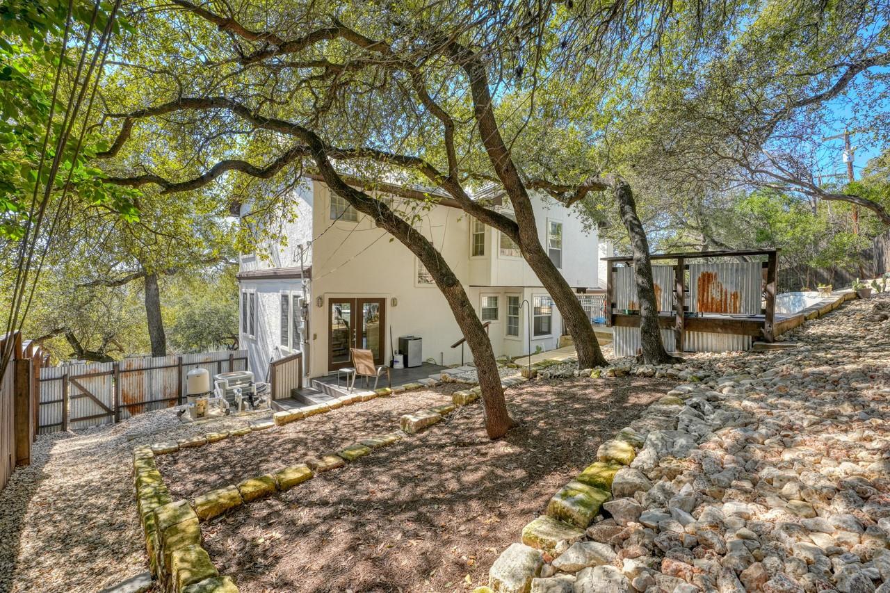 Image 13 of 40 For 4804 Ranch Road 2222