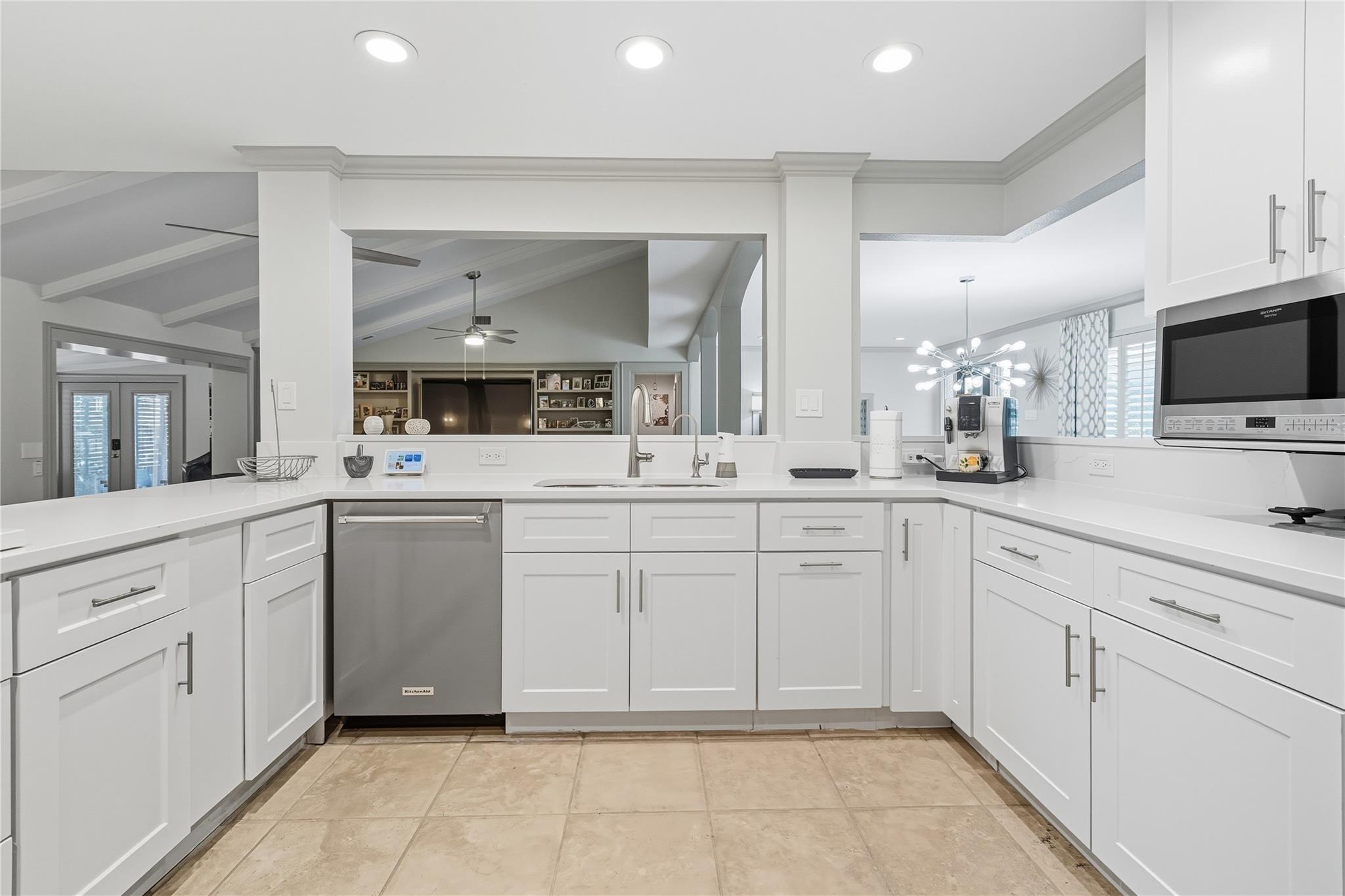 Image 11 of 29 For 11405 Antler Ln