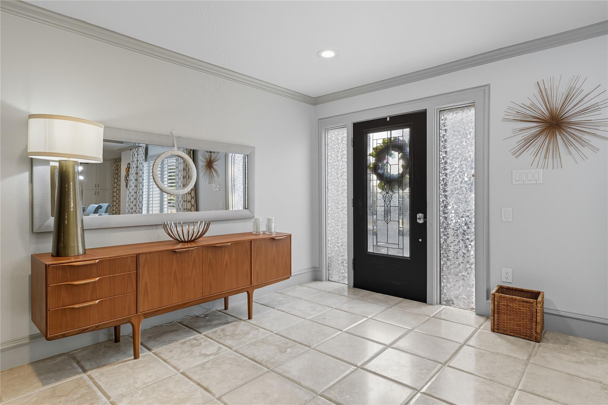 Image 7 of 29 For 11405 Antler Ln