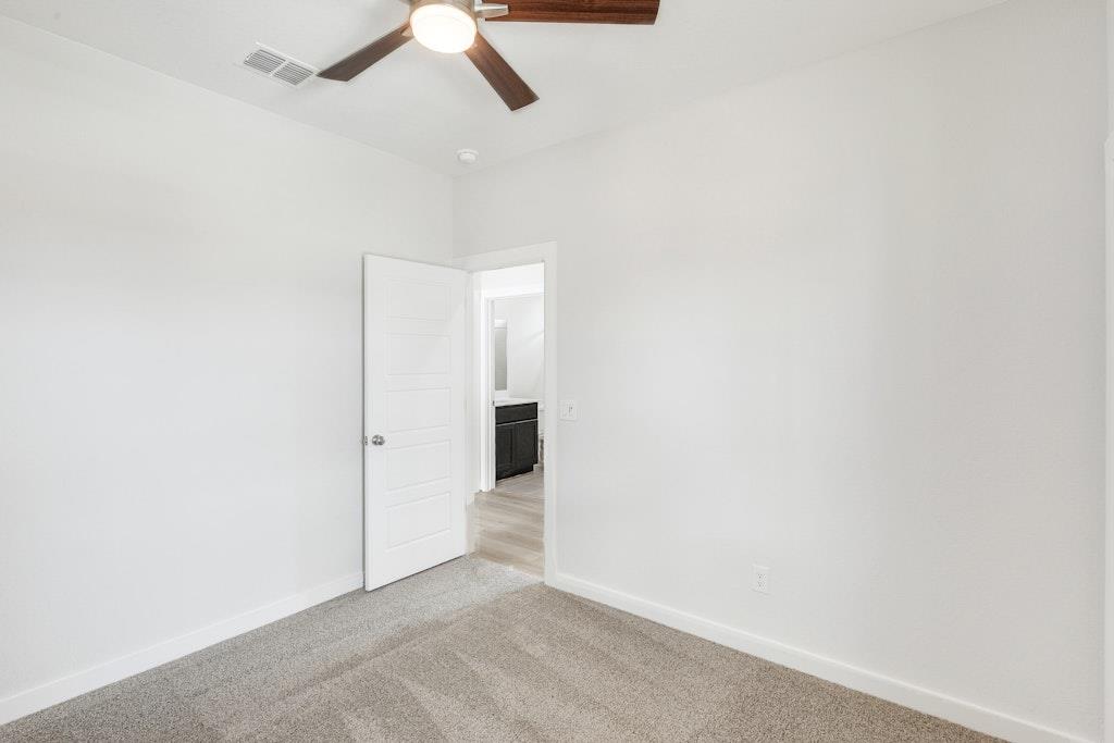 Image 24 of 28 For 1518 Bluff Path