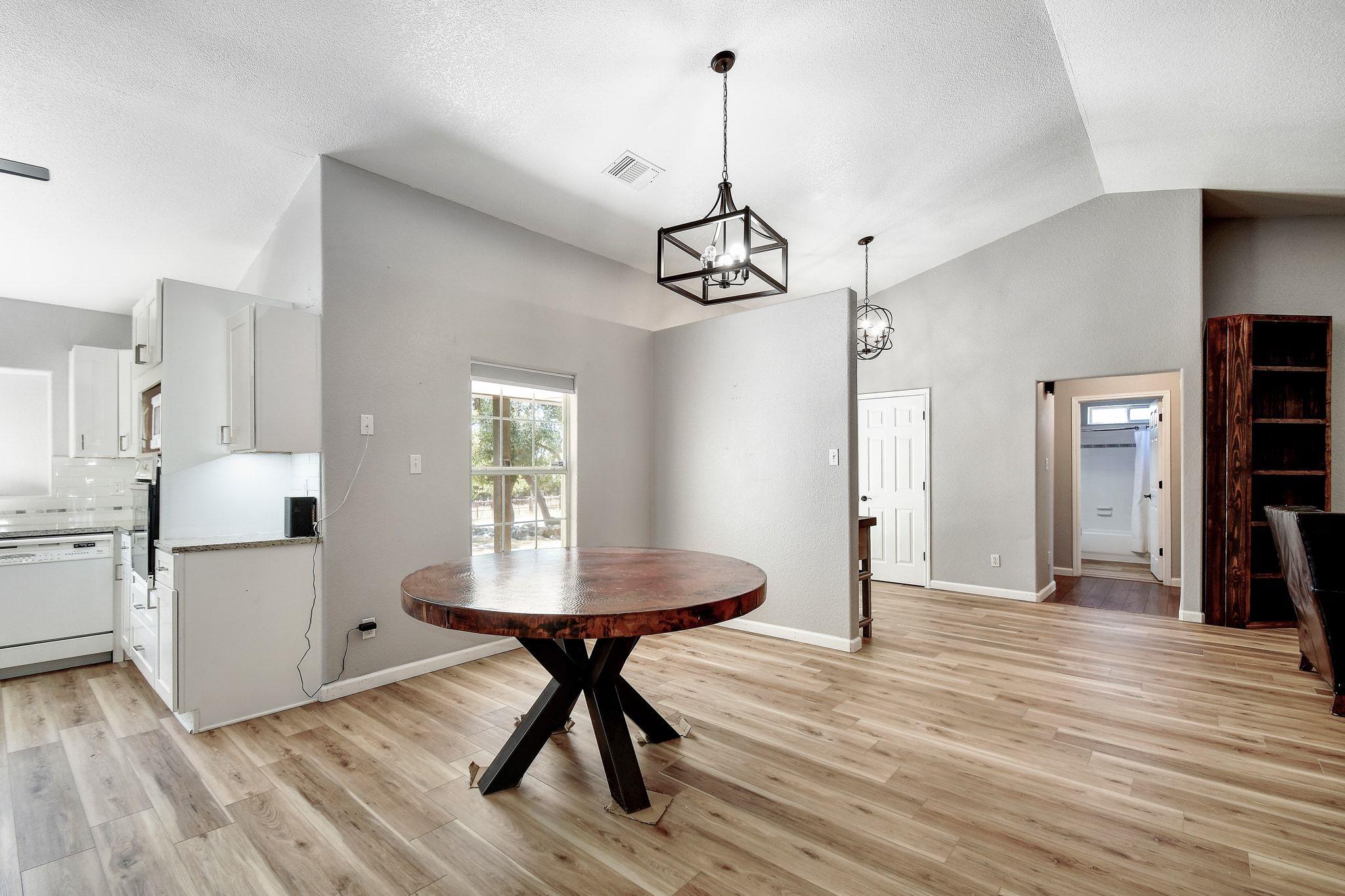 Image 5 of 25 For 1265 Bob White Dr