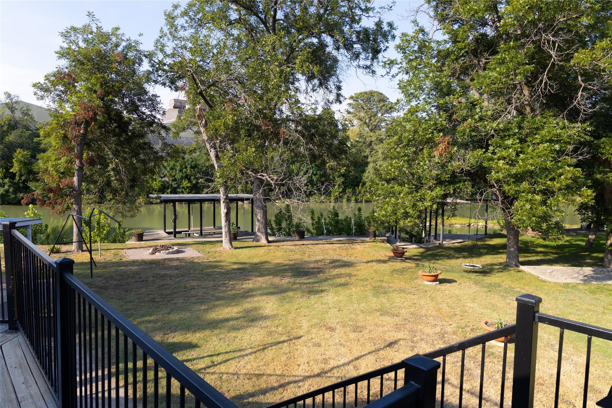 Image 21 of 26 For 120 Erskine Ferry Rd