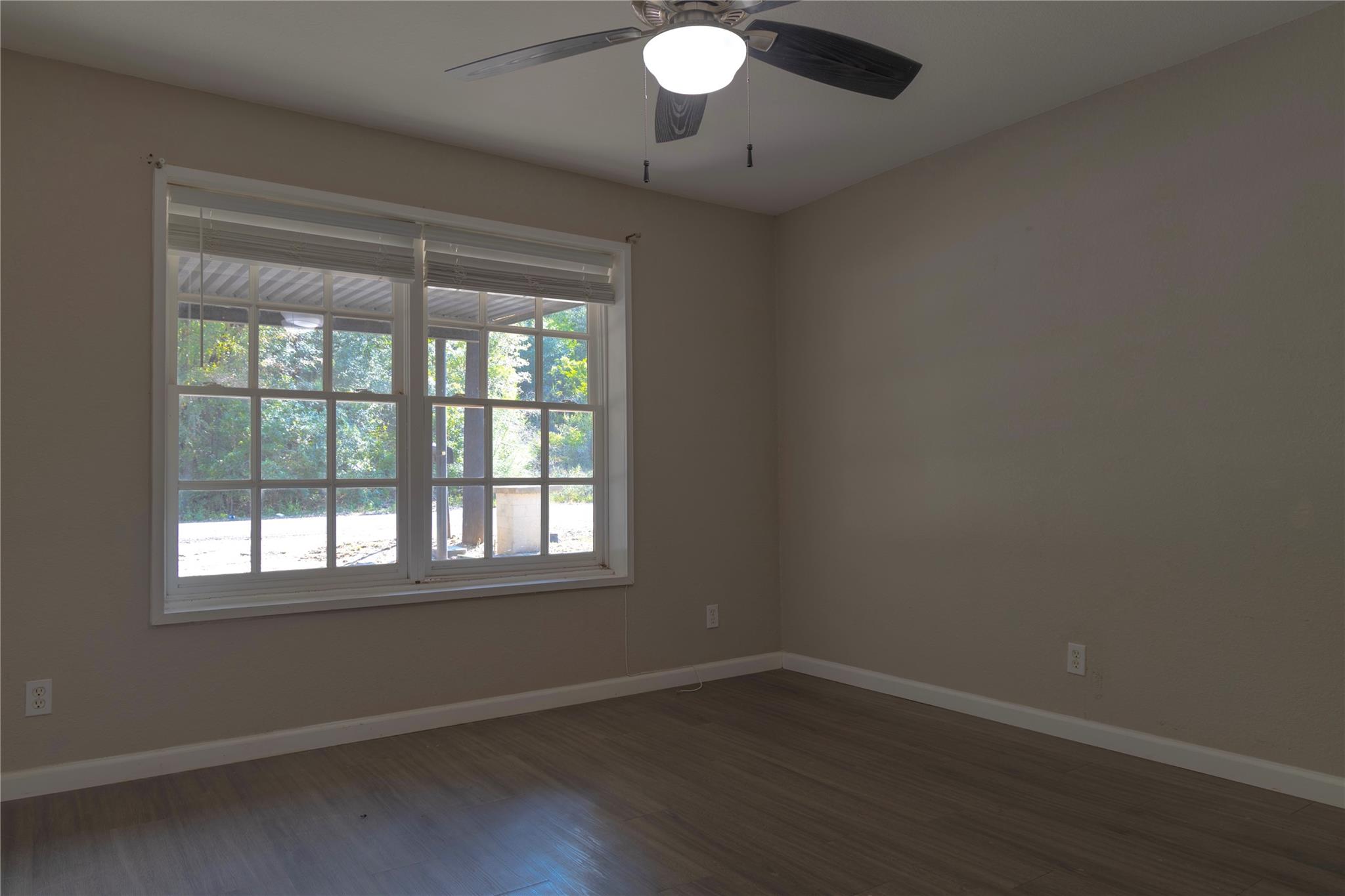 Image 8 of 26 For 120 Erskine Ferry Rd