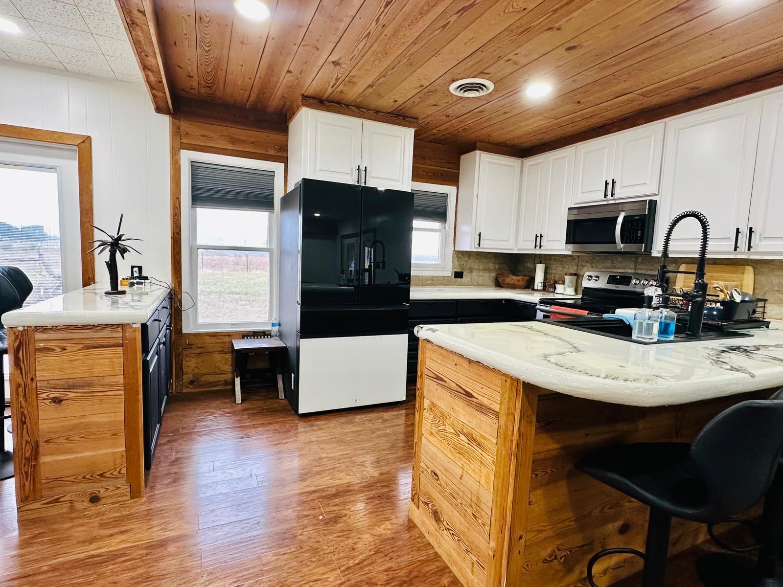 Image 22 of 38 For 1696 Fm 884  