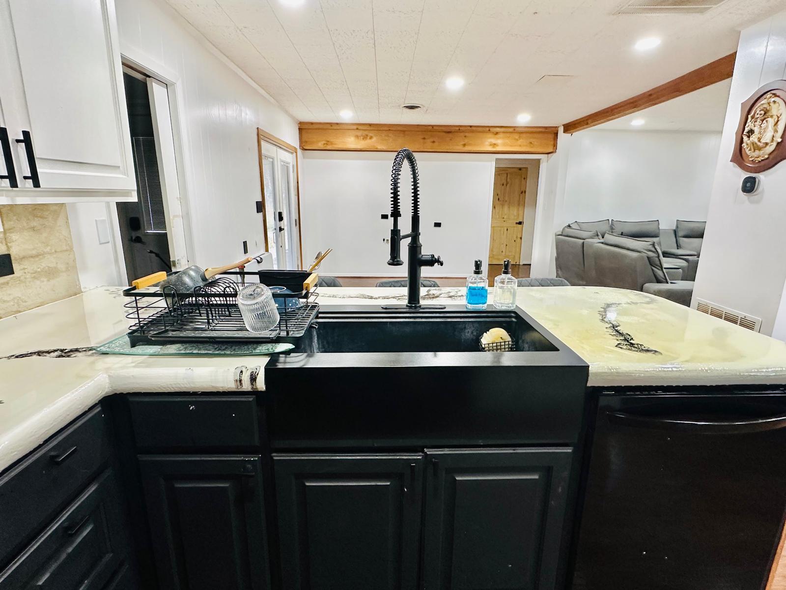 Image 27 of 38 For 1696 Fm 884  