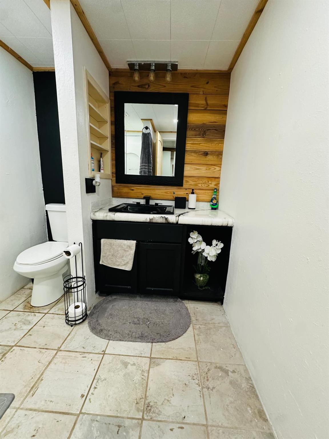 Image 37 of 38 For 1696 Fm 884  