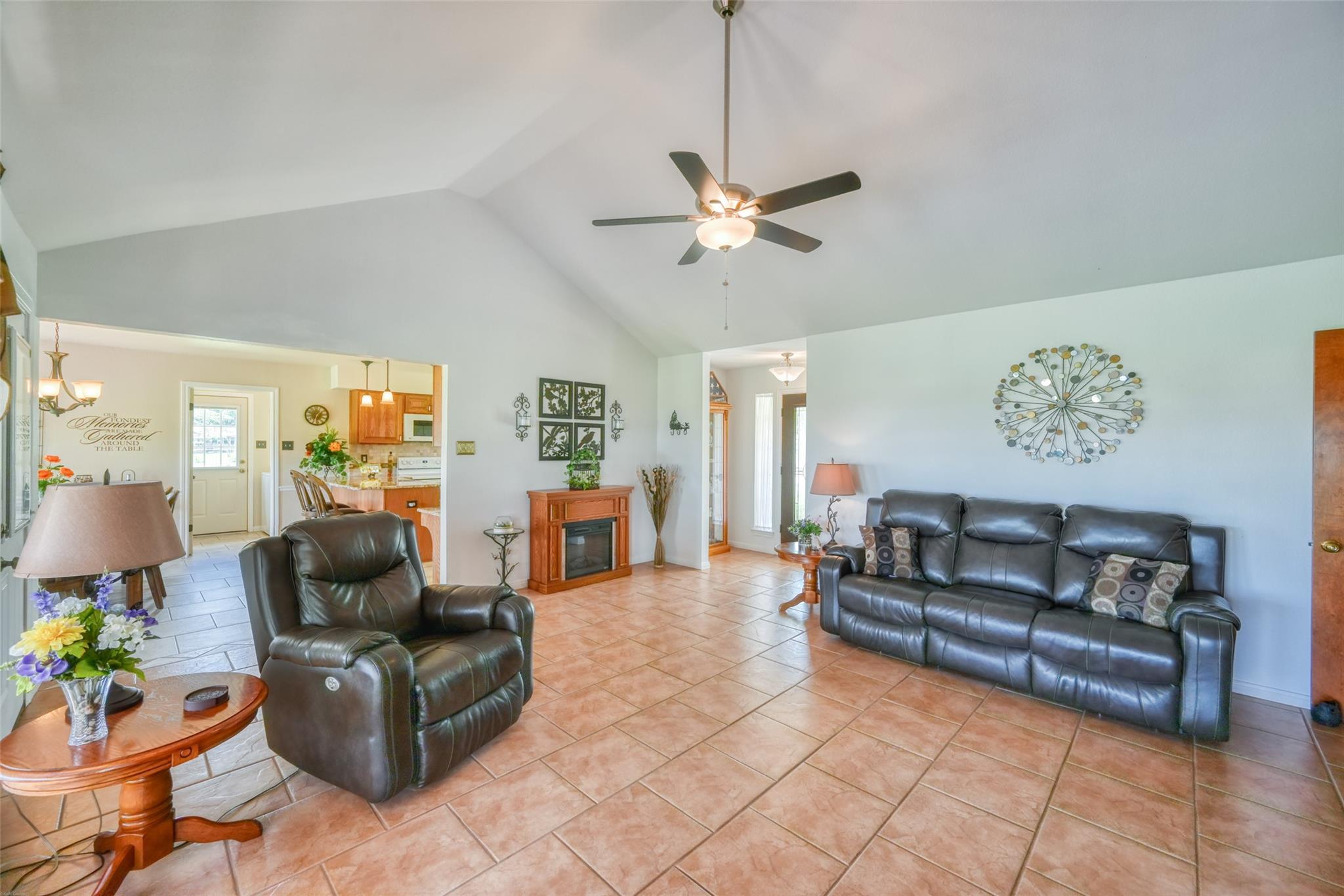 Image 20 of 40 For 504 Avenue N