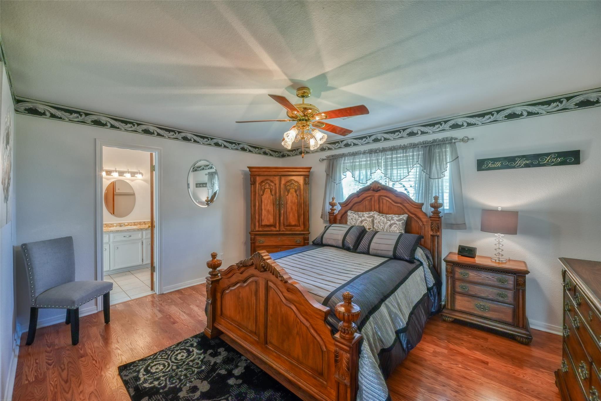 Image 27 of 40 For 504 Avenue N