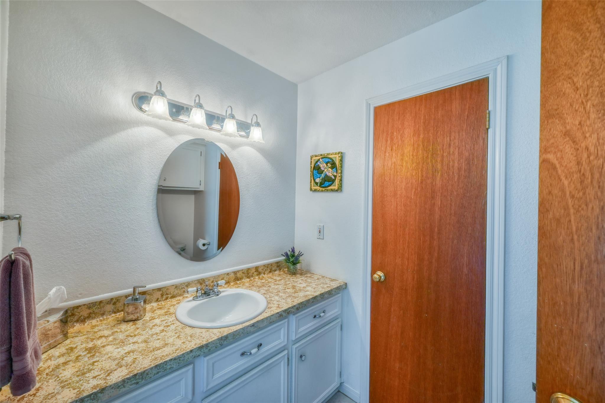 Image 29 of 40 For 504 Avenue N