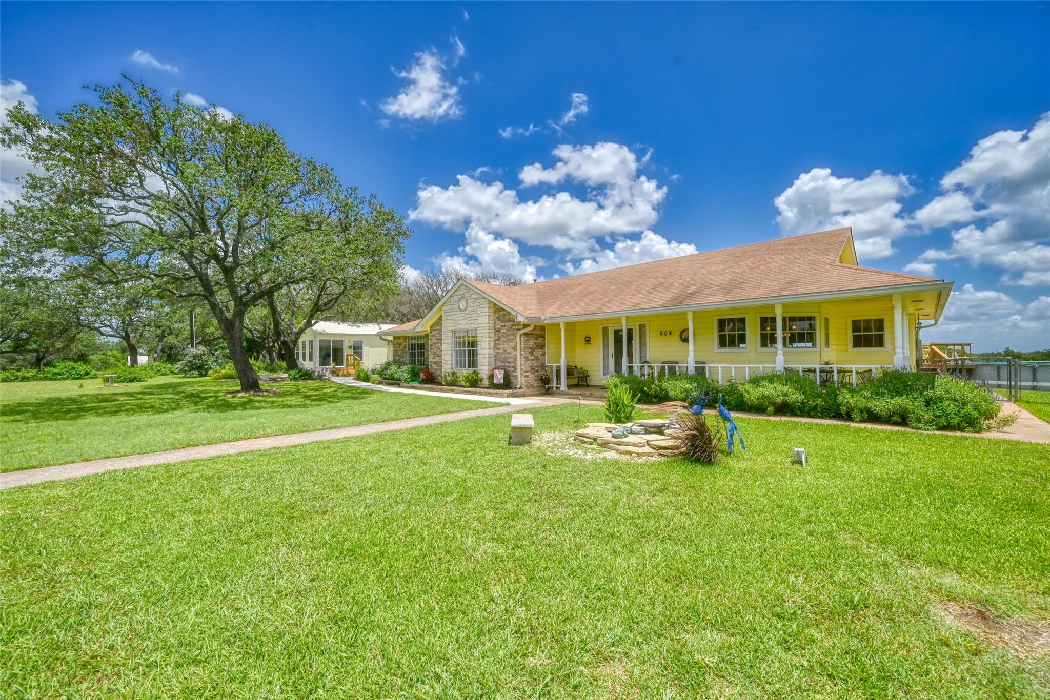 Image 3 of 40 For 504 Avenue N