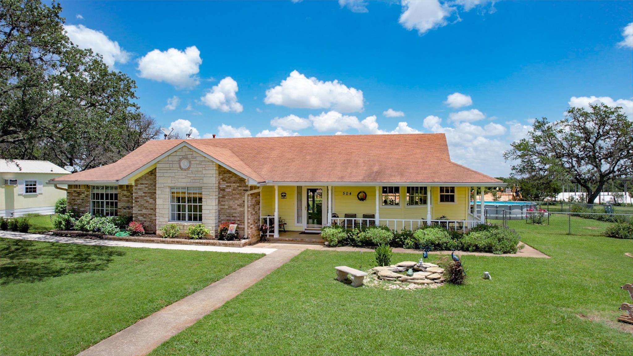 Image 36 of 40 For 504 Avenue N