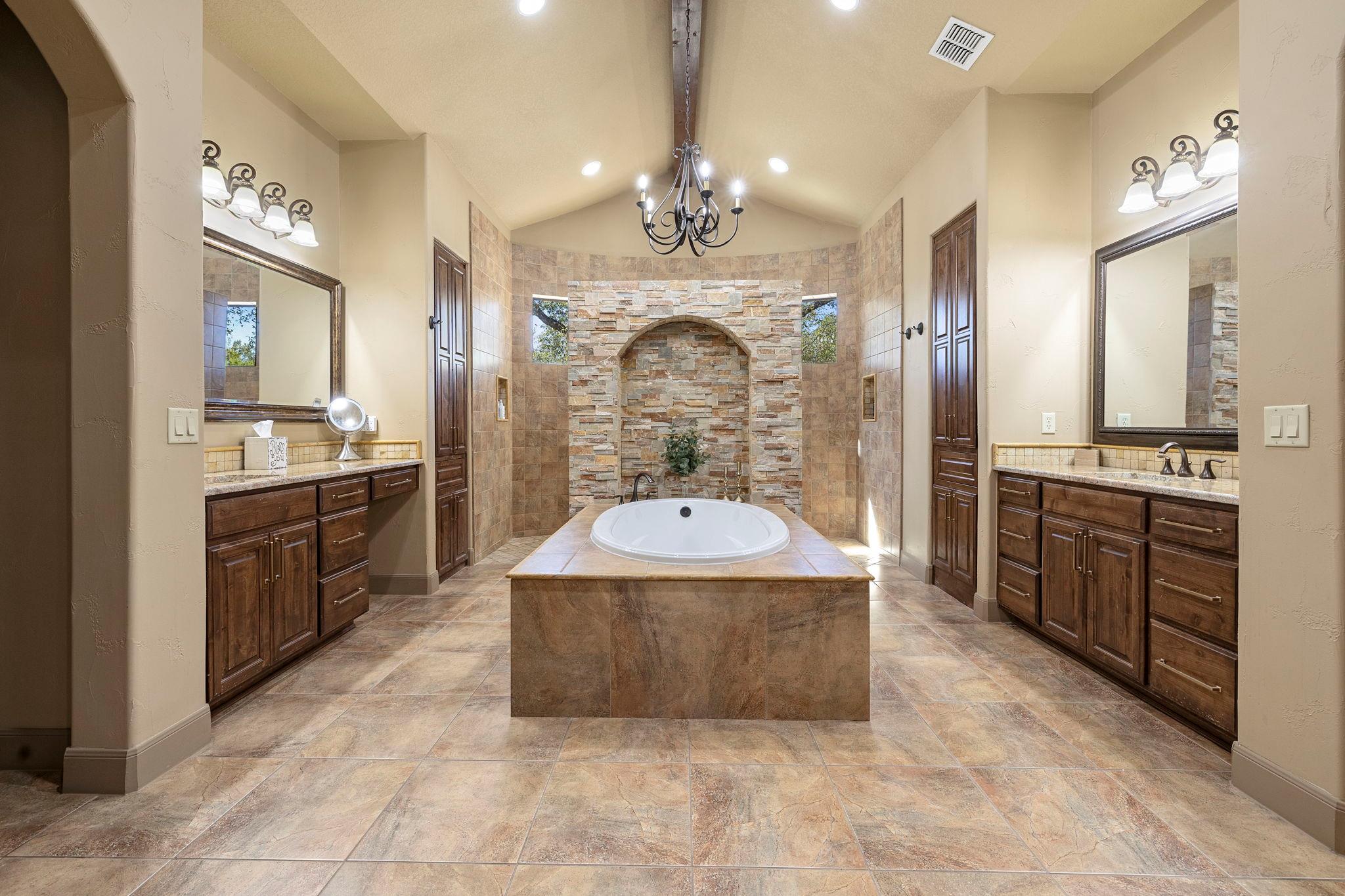 Image 17 of 40 For 1941 Canyon Curve Curv