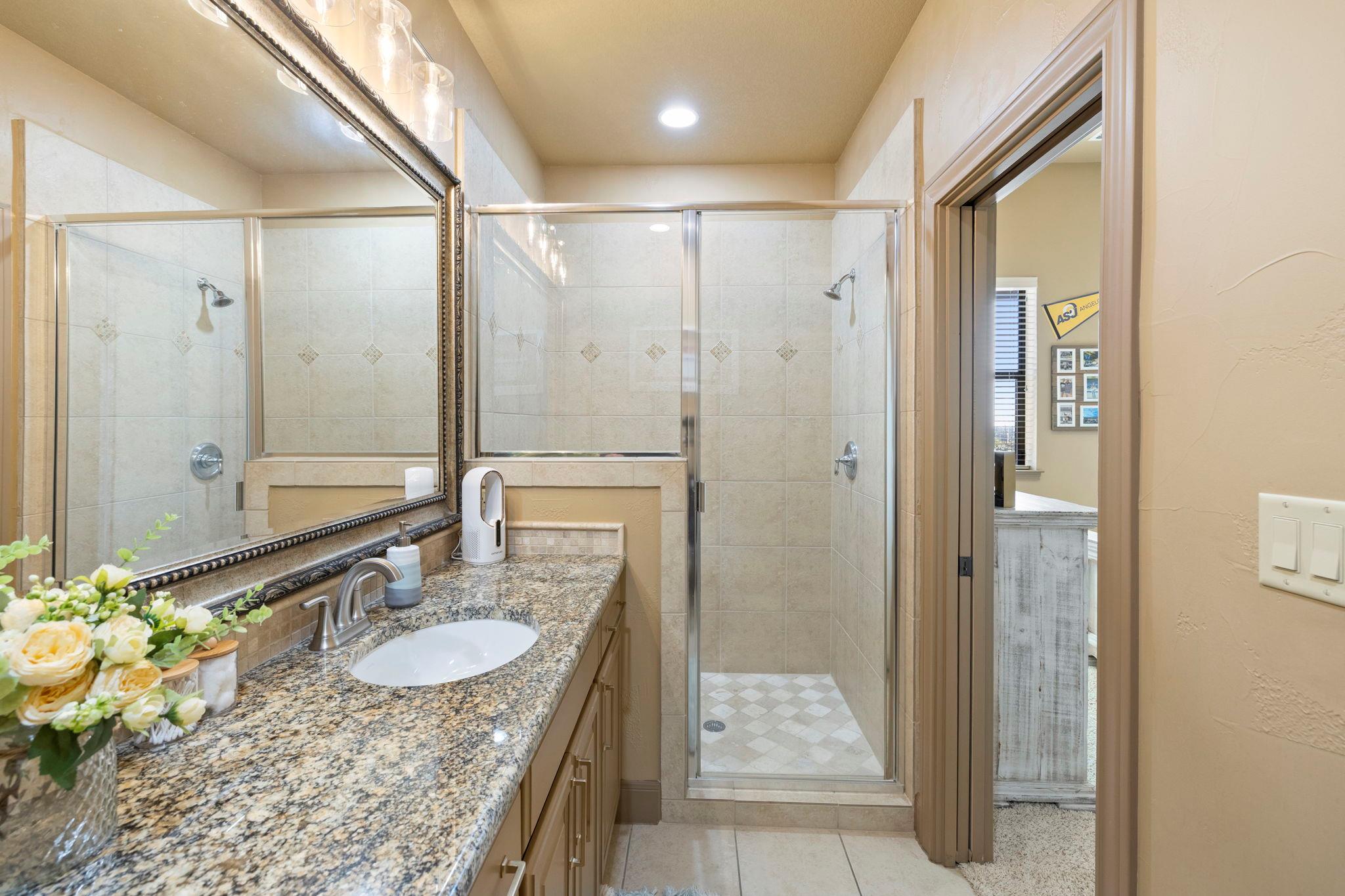 Image 25 of 40 For 1941 Canyon Curve Curv