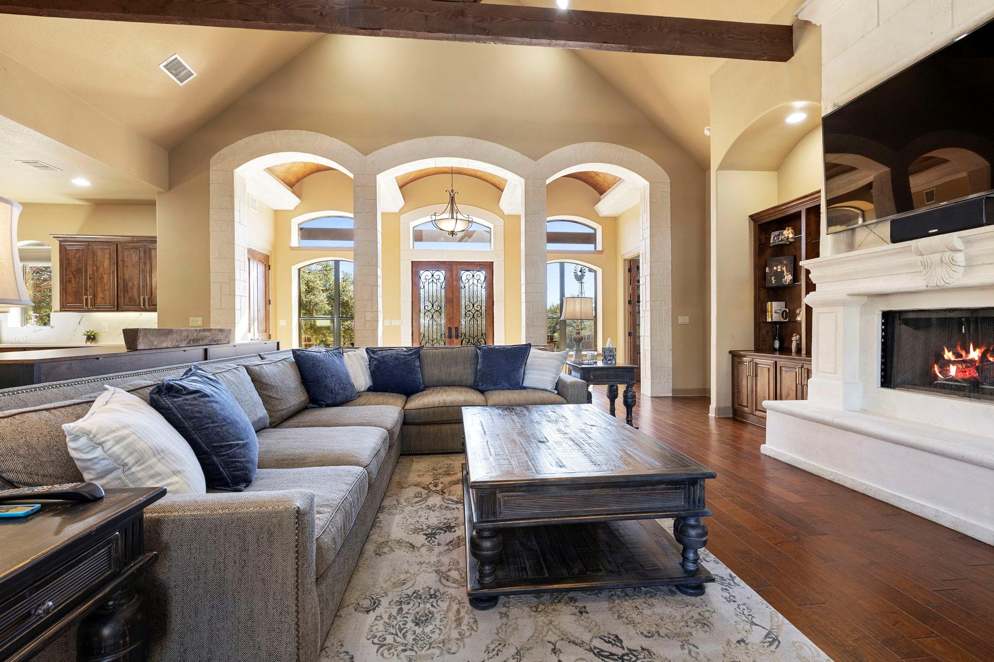 Image 7 of 40 For 1941 Canyon Curve Curv