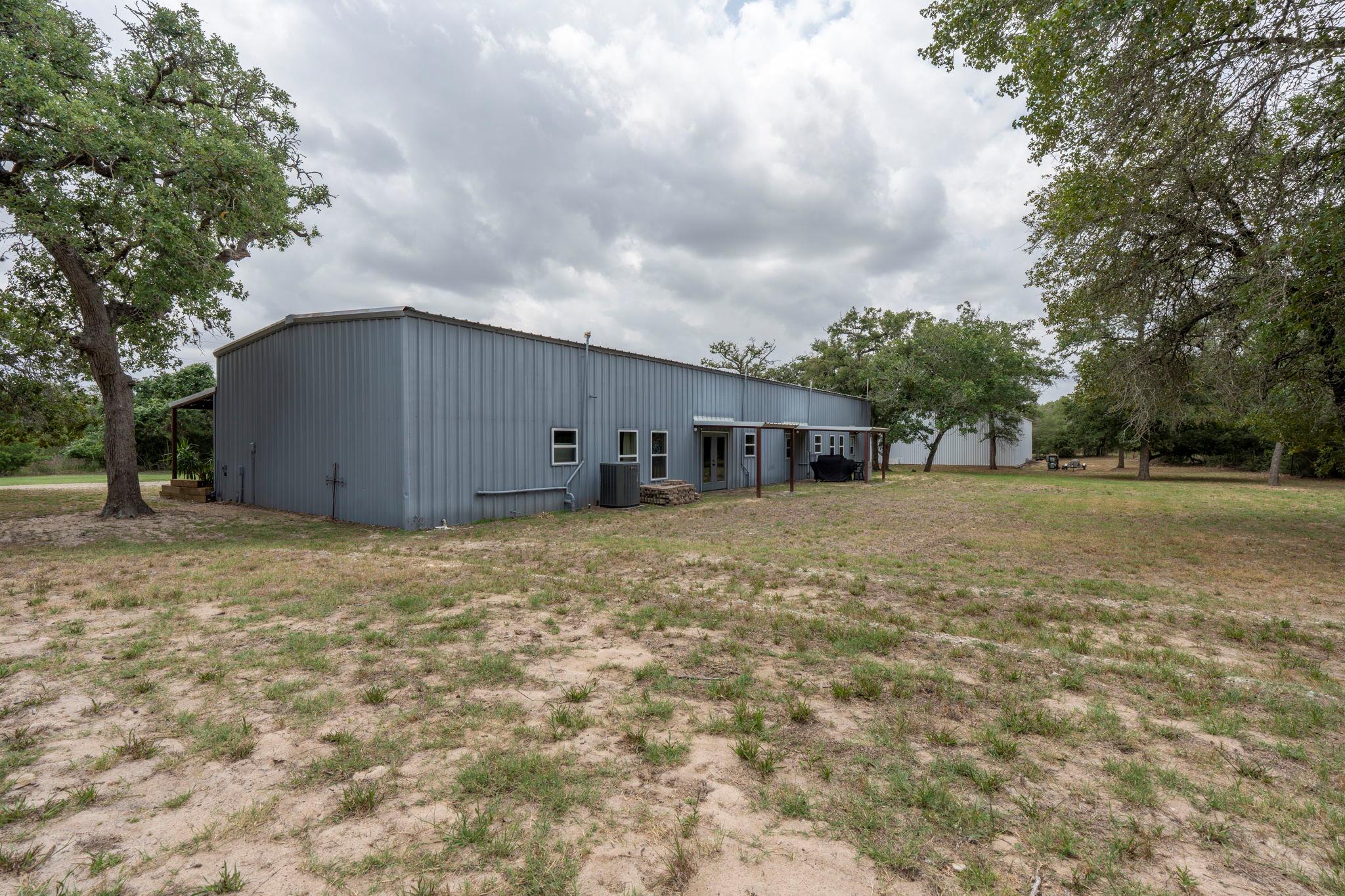 Image 36 of 40 For 966 County Road 439 Rd