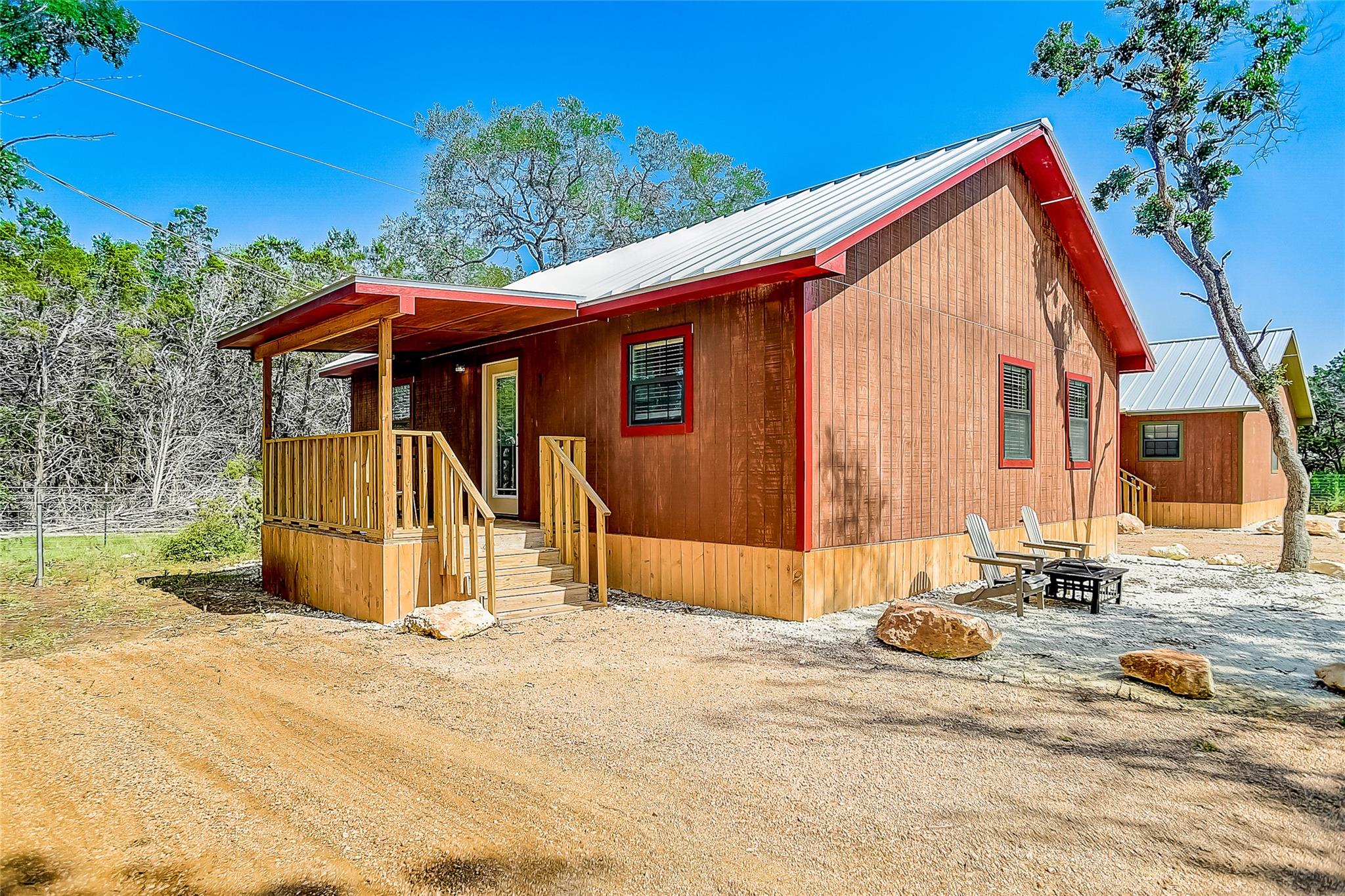 Image 18 of 28 For 1374 Forest View Dr