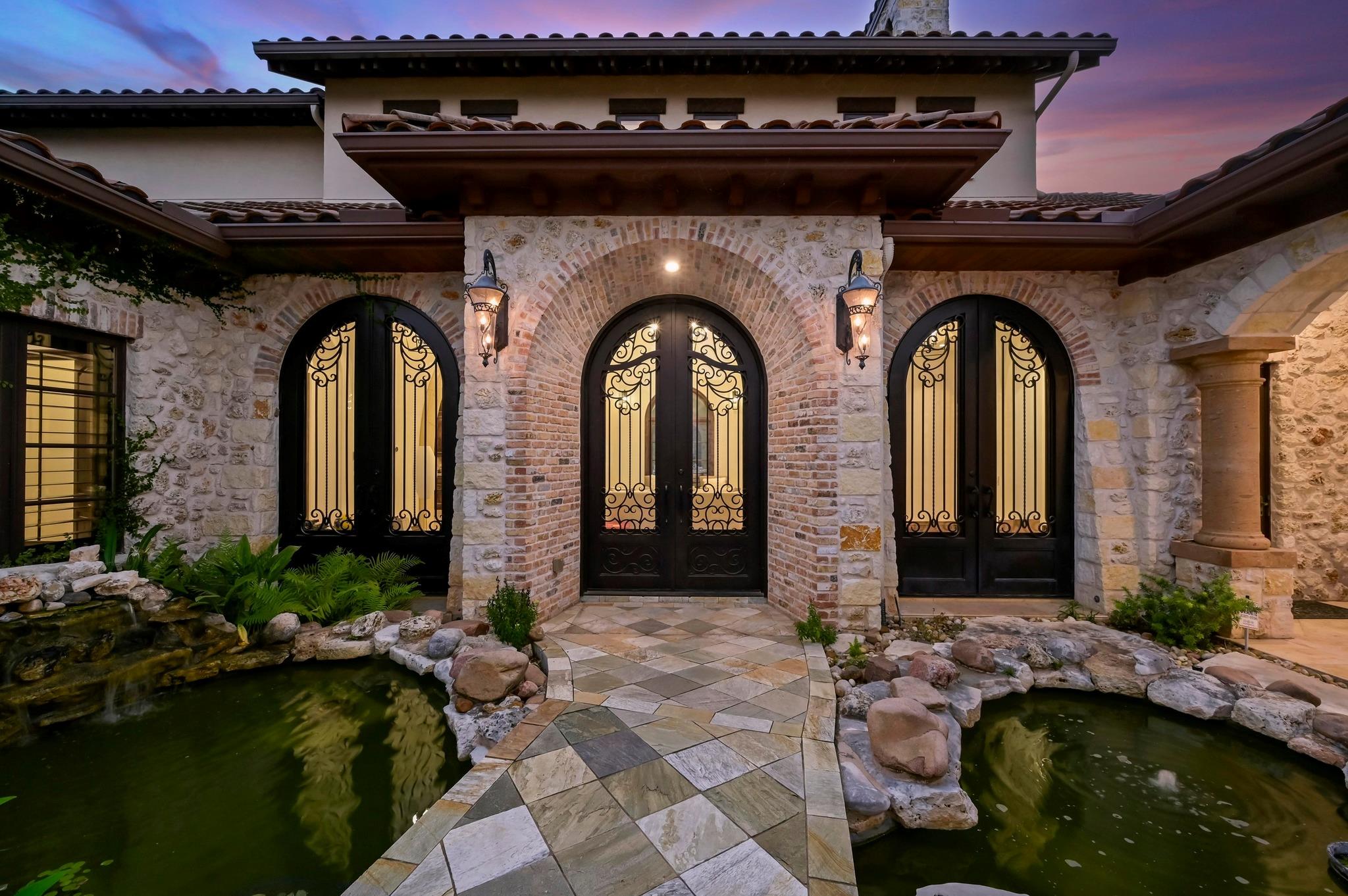 Image 11 of 39 For 13322 Shore Vista Dr